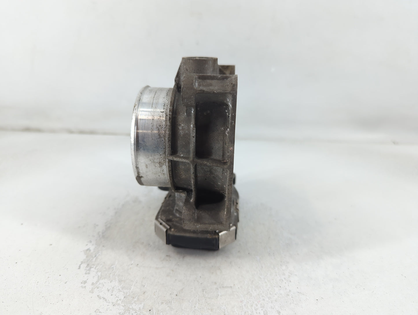 2016-2022 Chevrolet Colorado Throttle Body P/N:12627217DA Fits Fits 2016 2017 2018 2019 2020 2021 2022 OEM Used Auto Parts -