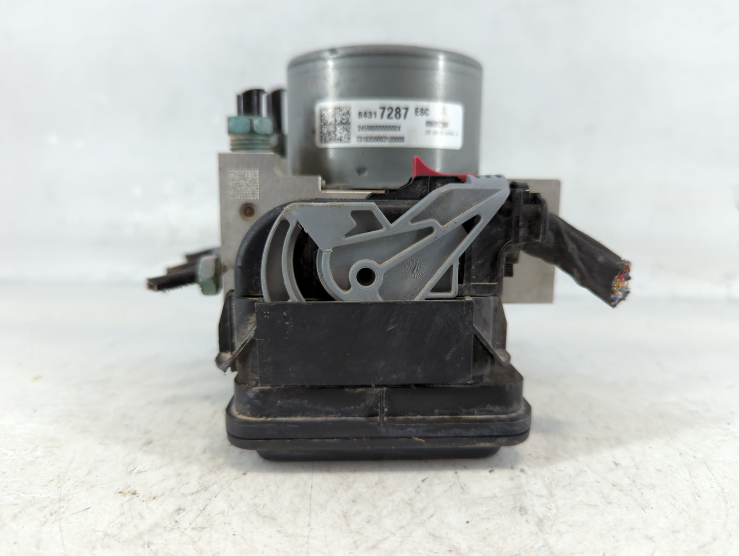2017-2022 Chevrolet Colorado ABS Pump Control Module Replacement P/N:84317287 Fits Fits 2017 2018 2019 2020 2021 2022 OEM Us