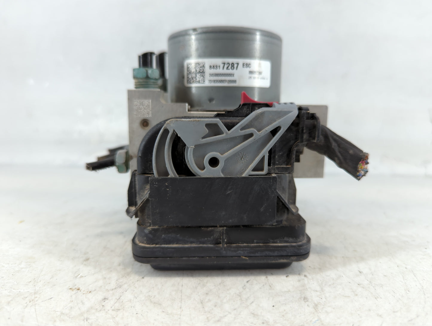 2017-2022 Chevrolet Colorado ABS Pump Control Module Replacement P/N:84317287 Fits Fits 2017 2018 2019 2020 2021 2022 OEM Us