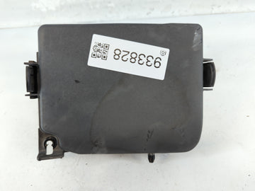 2017-2018 Chevrolet Colorado Fusebox Fuse Box Panel Relay Module P/N:91248 A5400B Fits Fits 2017 2018 2019 2020 OEM Used Aut