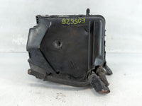 2017-2018 Chevrolet Colorado Fusebox Fuse Box Panel Relay Module P/N:91248 A5400B Fits Fits 2017 2018 2019 2020 OEM Used Aut