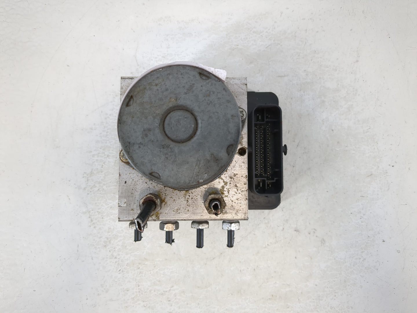 2017 Chevrolet Cruze ABS Pump Control Module Replacement P/N:36064667 065055766 Fits OEM Used Auto Parts - Oemusedautoparts1