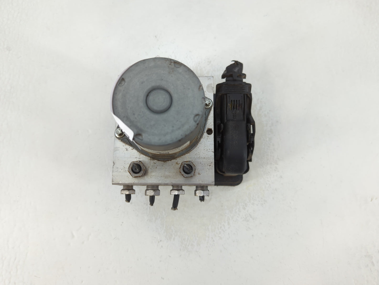 2017 Chevrolet Cruze ABS Pump Control Module Replacement P/N:39064667 Fits OEM Used Auto Parts - Oemusedautoparts1.com
