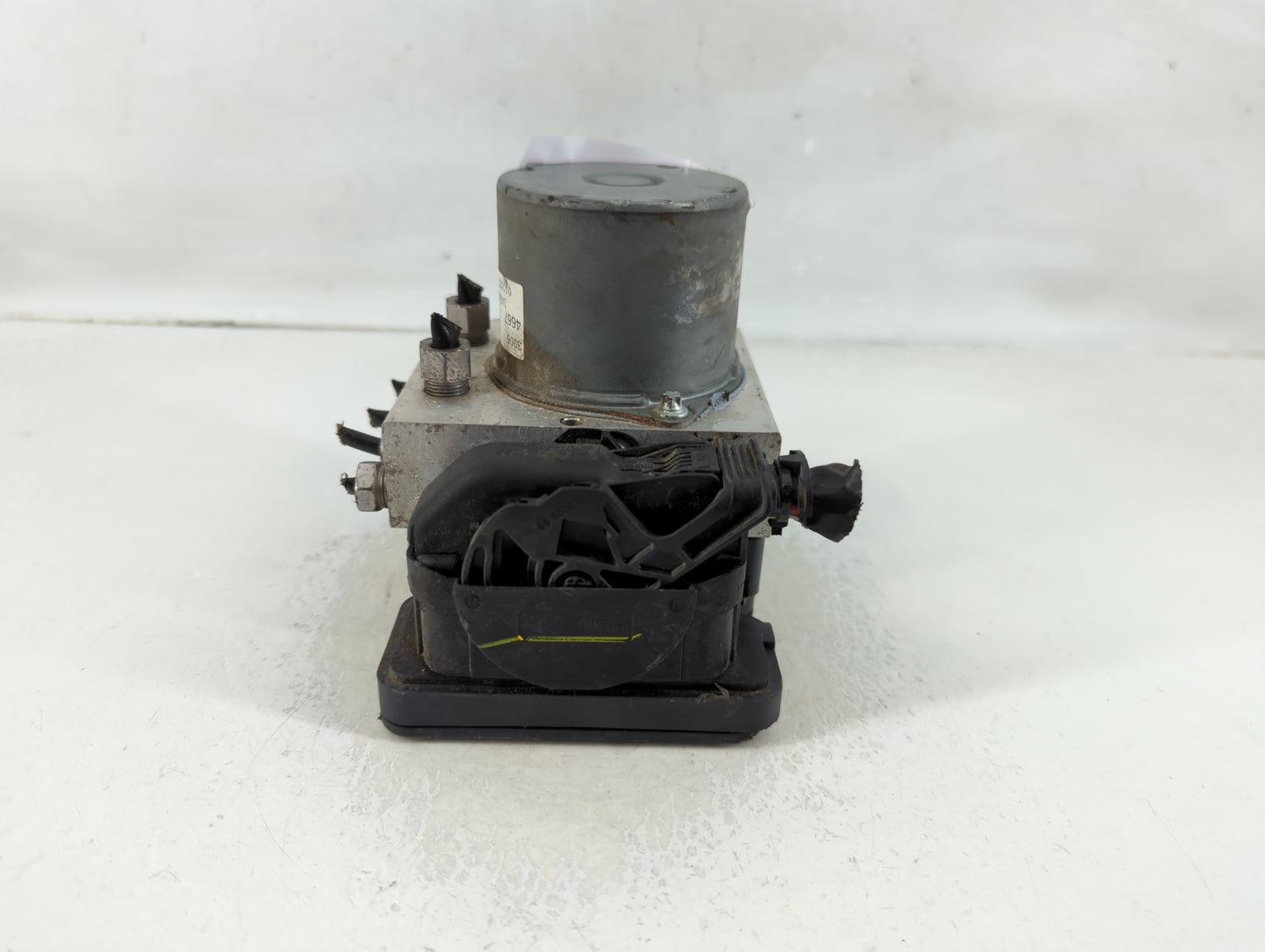 2017 Chevrolet Cruze ABS Pump Control Module Replacement P/N:39064667 Fits OEM Used Auto Parts - Oemusedautoparts1.com