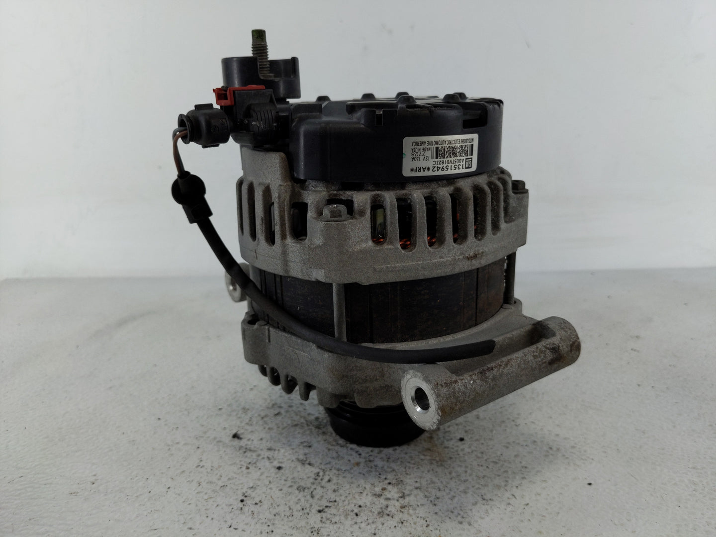 2016-2019 Chevrolet Cruze Alternator Replacement Generator Charging Assembly Engine OEM P/N:13515942 Fits Fits 2016 2017 201