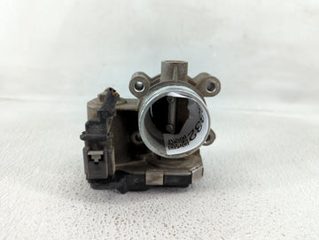 2017-2019 Chevrolet Cruze Throttle Body P/N:12671379AA Fits Fits 2016 2017 2018 2019 2020 2021 2022 OEM Used Auto Parts - Oe