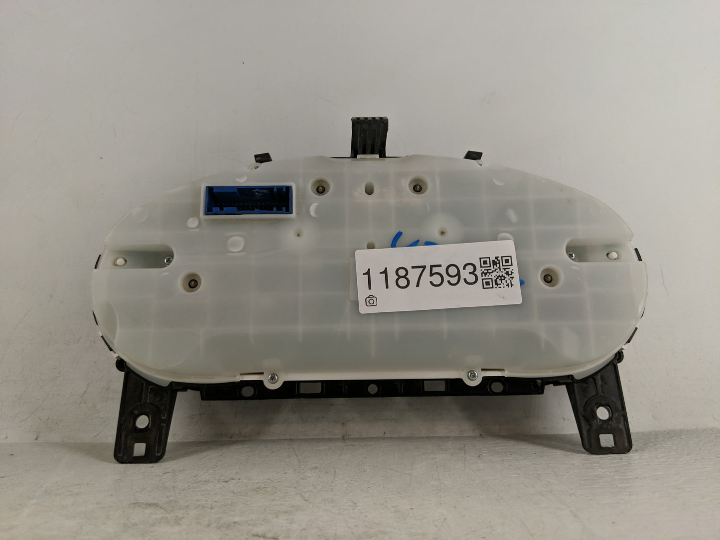 2017-2018 Chevrolet Cruze Instrument Cluster Speedometer Gauges P/N:3908 4636 Fits Fits 2017 2018 OEM Used Auto Parts - Oemu
