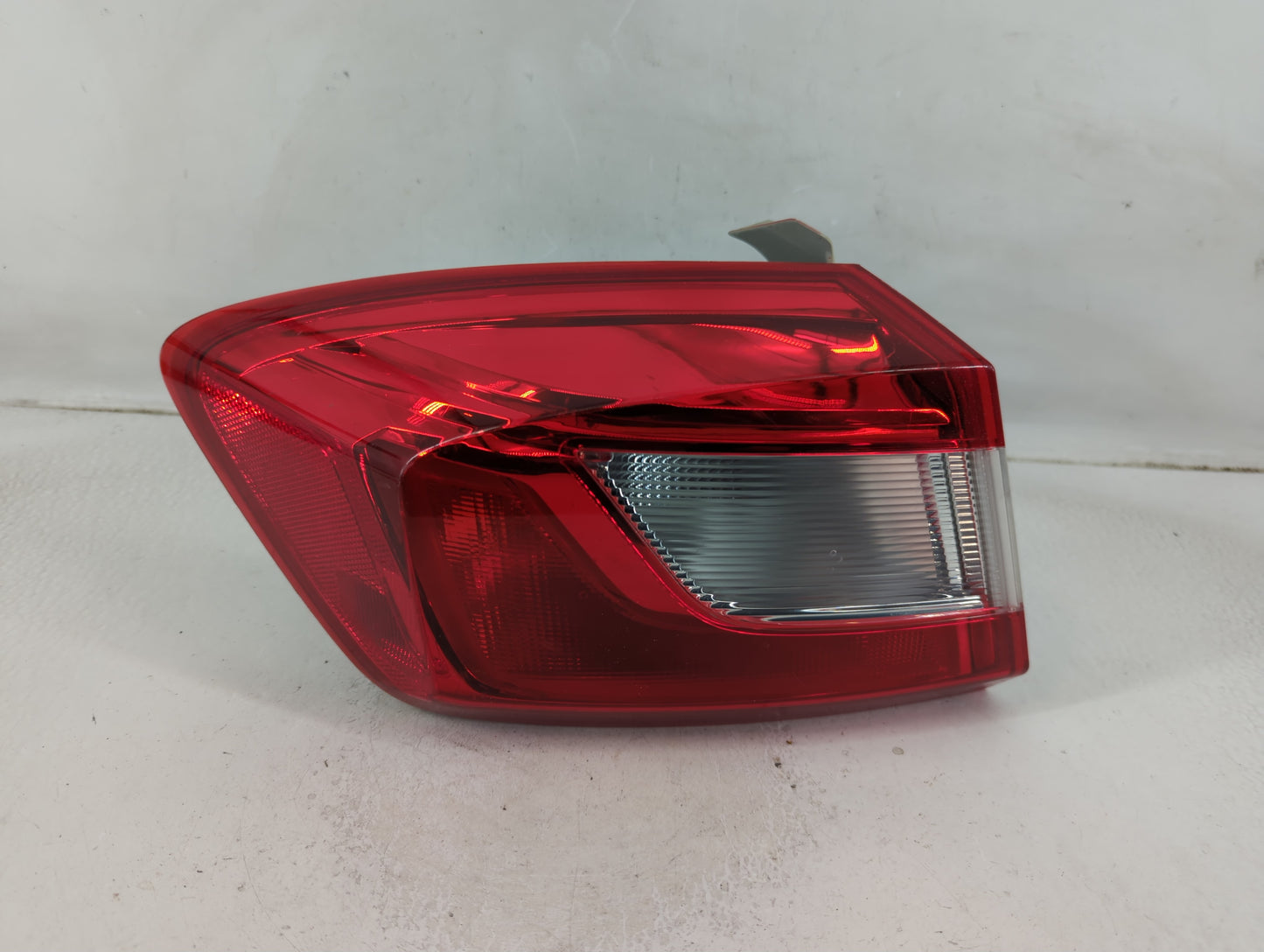2017 Chevrolet Cruze Tail Light Assembly Passenger Right OEM P/N:84078120 Fits OEM Used Auto Parts - Oemusedautoparts1.com