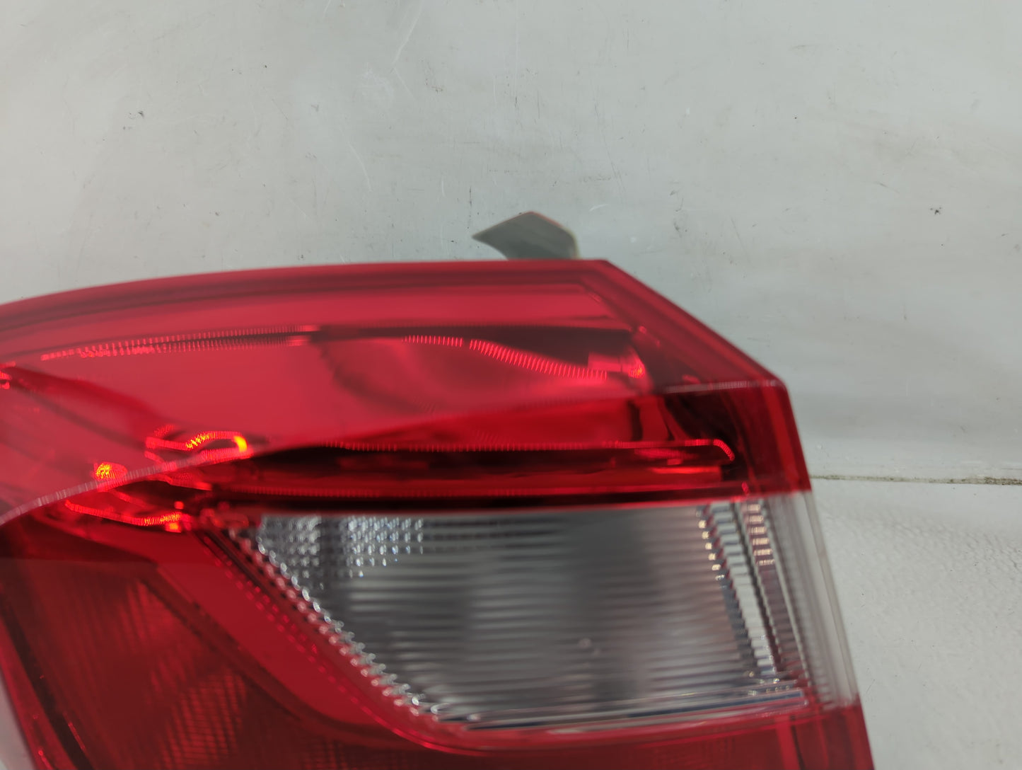 2017 Chevrolet Cruze Tail Light Assembly Passenger Right OEM P/N:84078120 Fits OEM Used Auto Parts - Oemusedautoparts1.com
