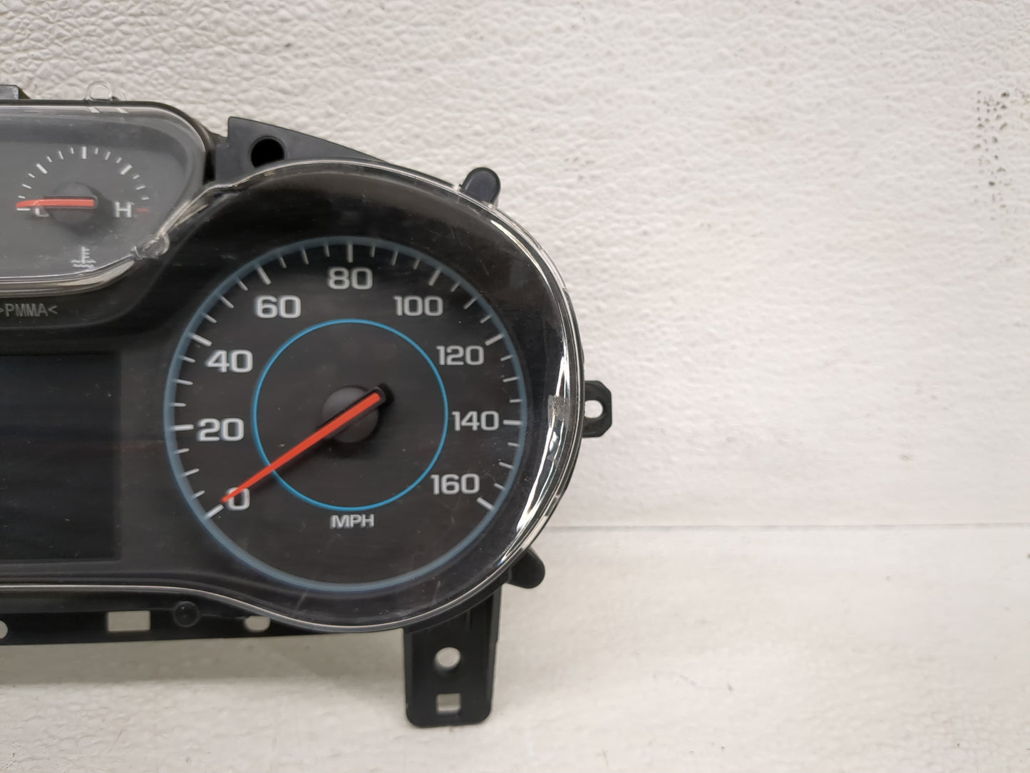 2018 Chevrolet Cruze Instrument Cluster Speedometer Gauges P/N:39084636 Fits OEM Used Auto Parts - Oemusedautoparts1.com