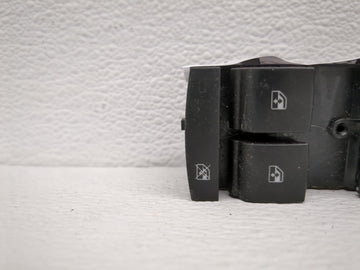2016-2019 Chevrolet Cruze Master Power Window Switch Replacement Driver Side Left P/N:13408998 Fits Fits 2016 2017 2018 2019 OEM Used Auto Parts