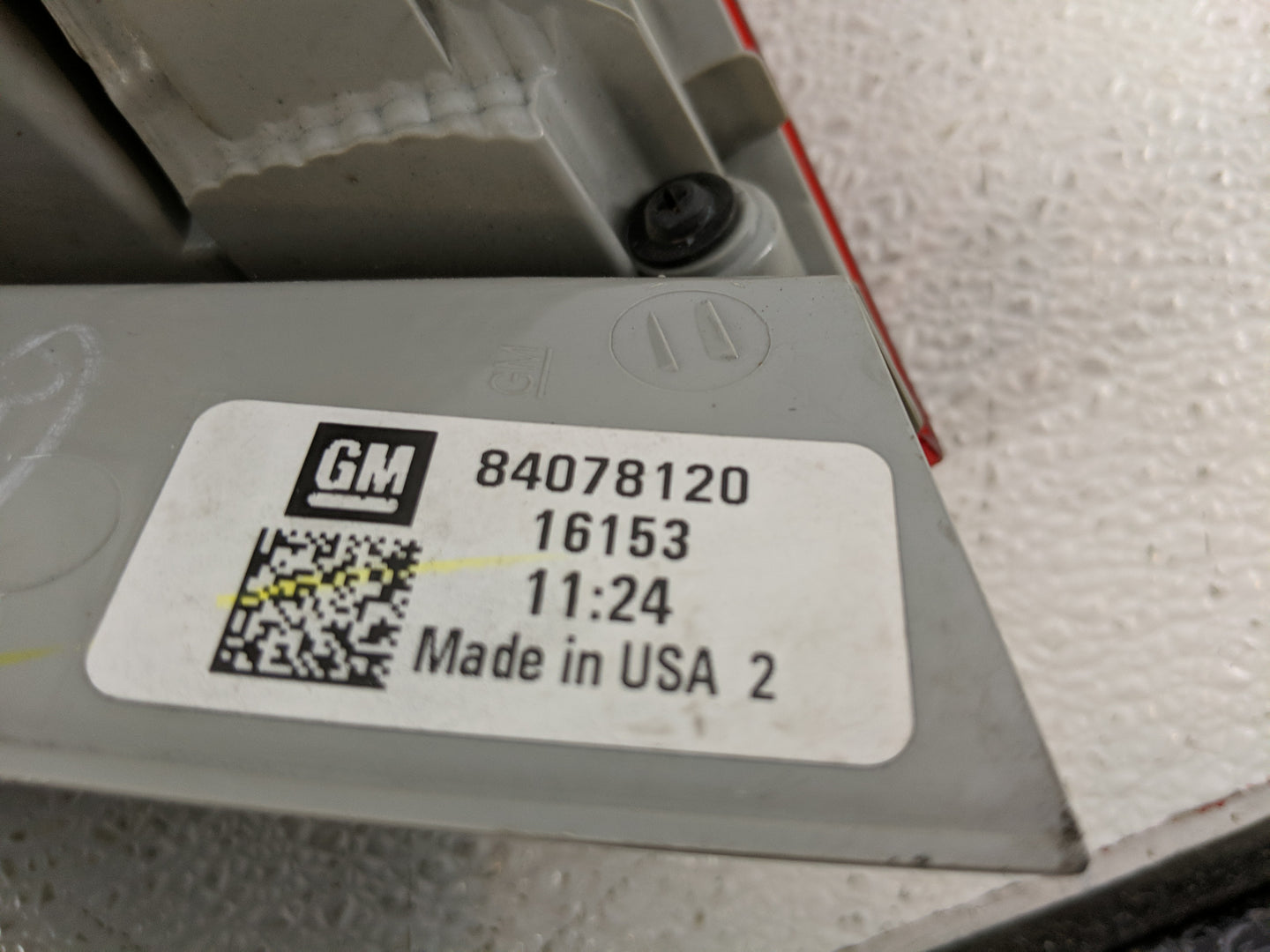 2017 Chevrolet Cruze Tail Light Assembly Passenger Right OEM P/N:84078120 Fits OEM Used Auto Parts - Oemusedautoparts1.com