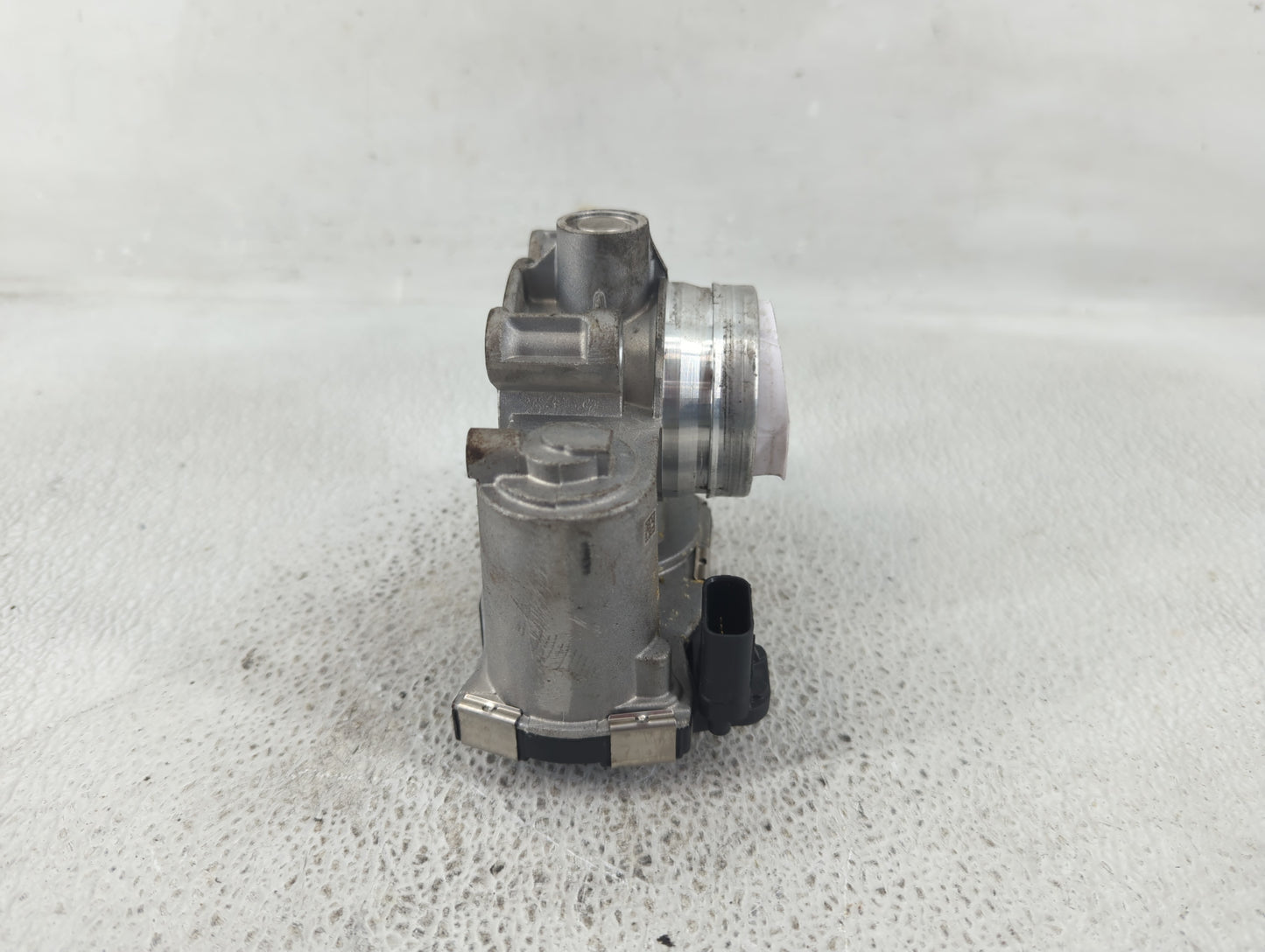 2017-2019 Chevrolet Cruze Throttle Body P/N:12671379AA Fits Fits 2016 2017 2018 2019 2020 2021 2022 OEM Used Auto Parts - Oe