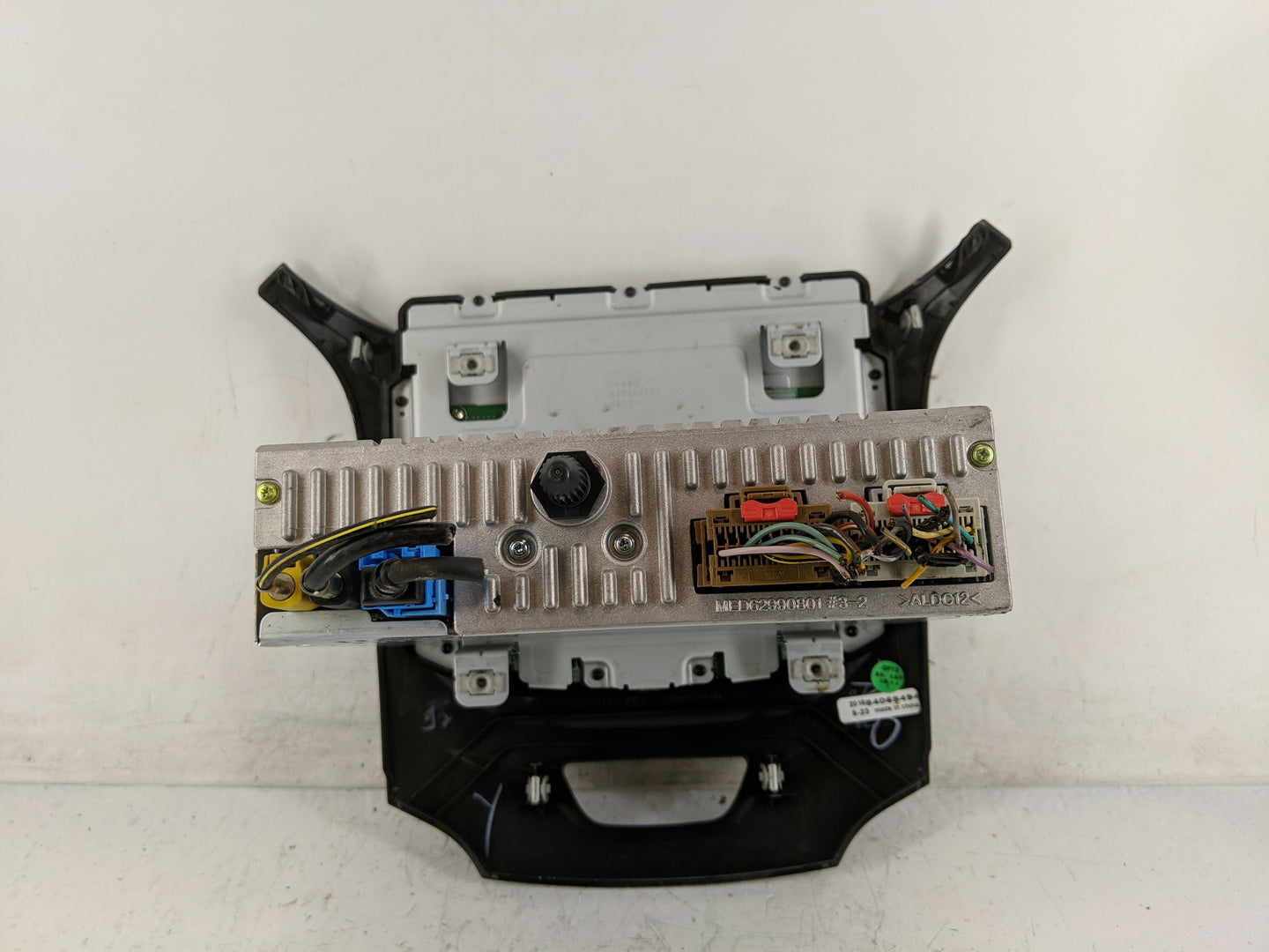 2017 Chevrolet Cruze Radio AM FM Cd Player Receiver Replacement P/N:42518017 Fits OEM Used Auto Parts - Oemusedautoparts1.co