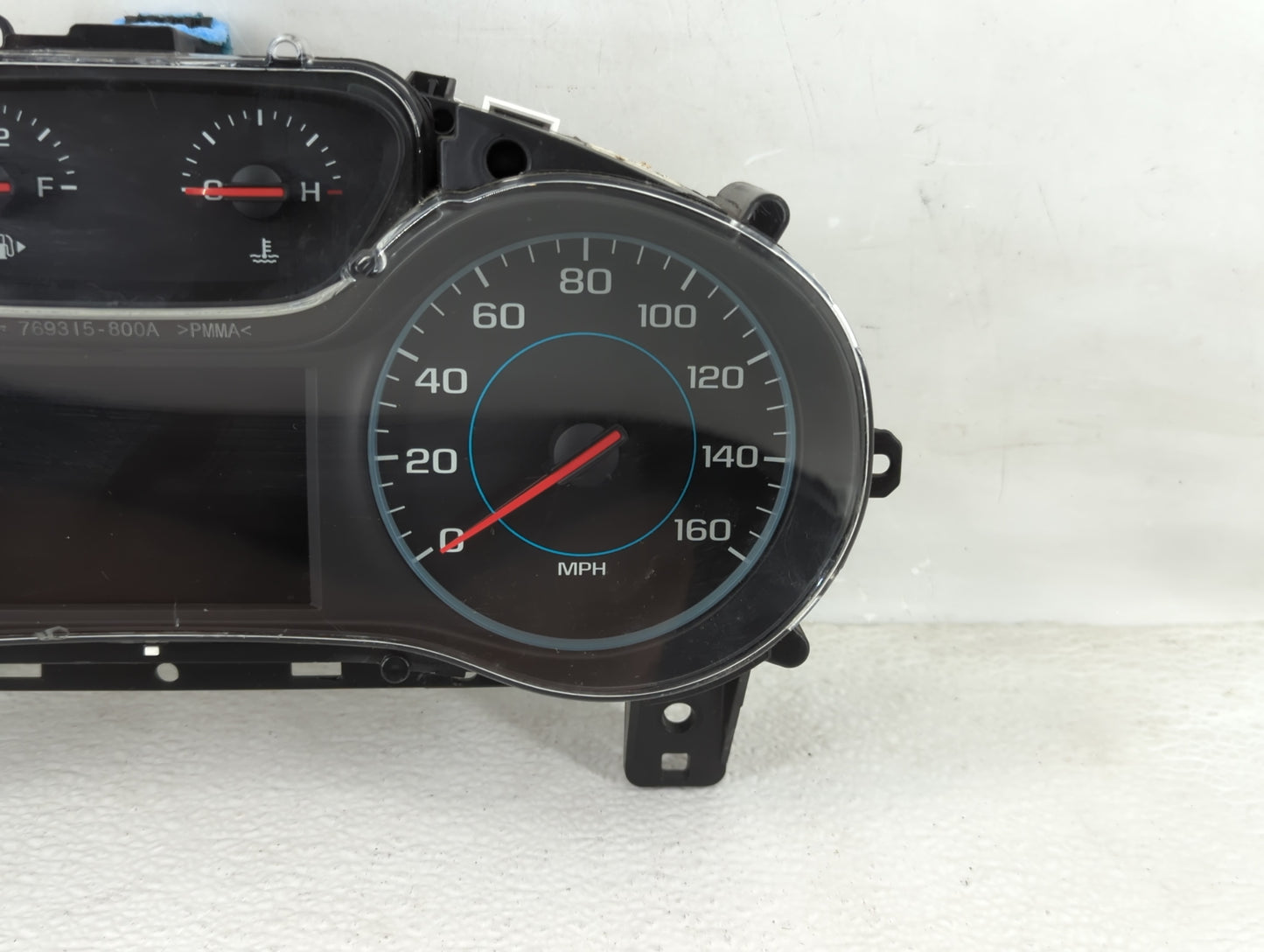 2017-2018 Chevrolet Cruze Instrument Cluster Speedometer Gauges P/N:39084636 Fits Fits 2017 2018 OEM Used Auto Parts - Oemus