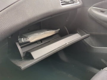 2017 Chevrolet Cruze Passenger Glove Box Door Storage Compartment