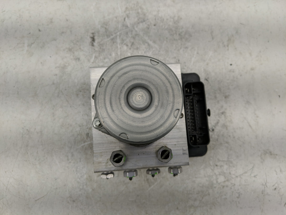 2017 Chevrolet Cruze Anti-Lock Brake ABS Pump Module Actuator OEM P/N:0650557 Fits OEM Used Auto Parts - Oemusedautoparts1.c