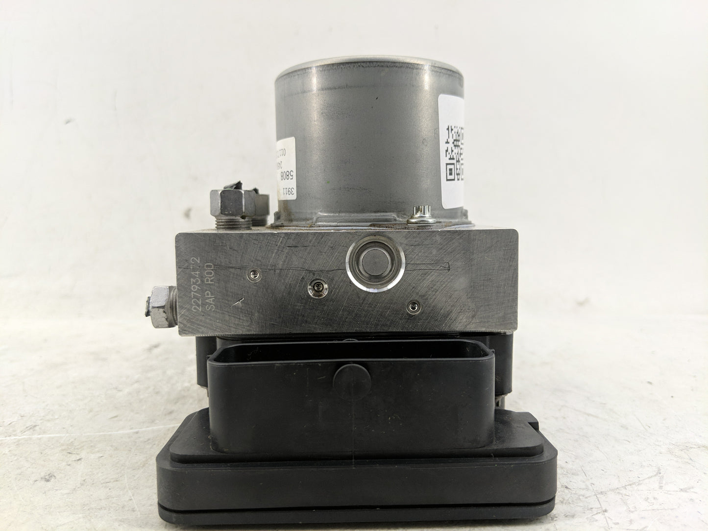 2017 Chevrolet Cruze ABS Pump Control Module Replacement P/N:0650557 Fits OEM Used Auto Parts - Oemusedautoparts1.com