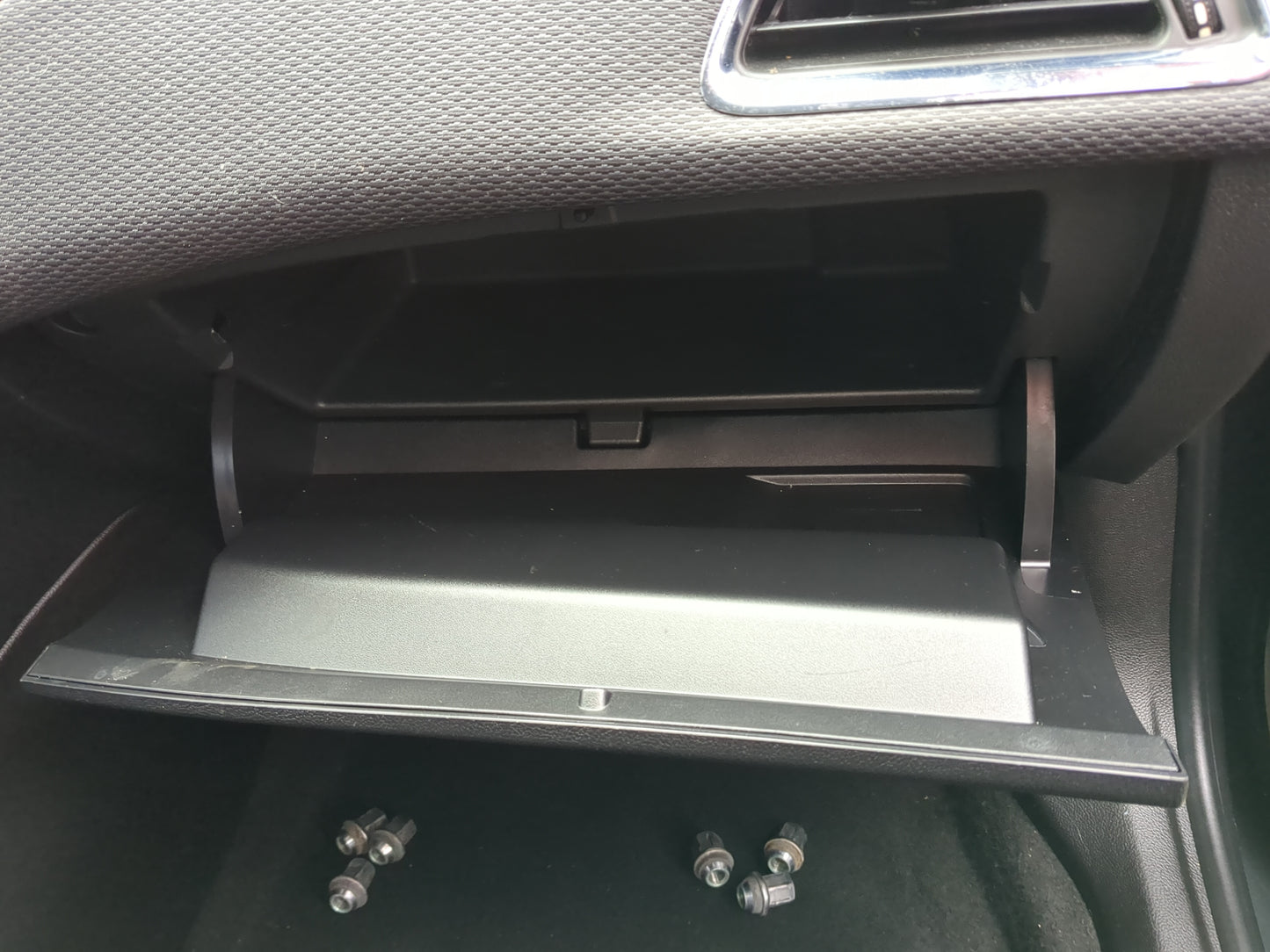 2017 Chevrolet Cruze Passenger Glove Box Door Storage Compartment - Oemusedautoparts1.com