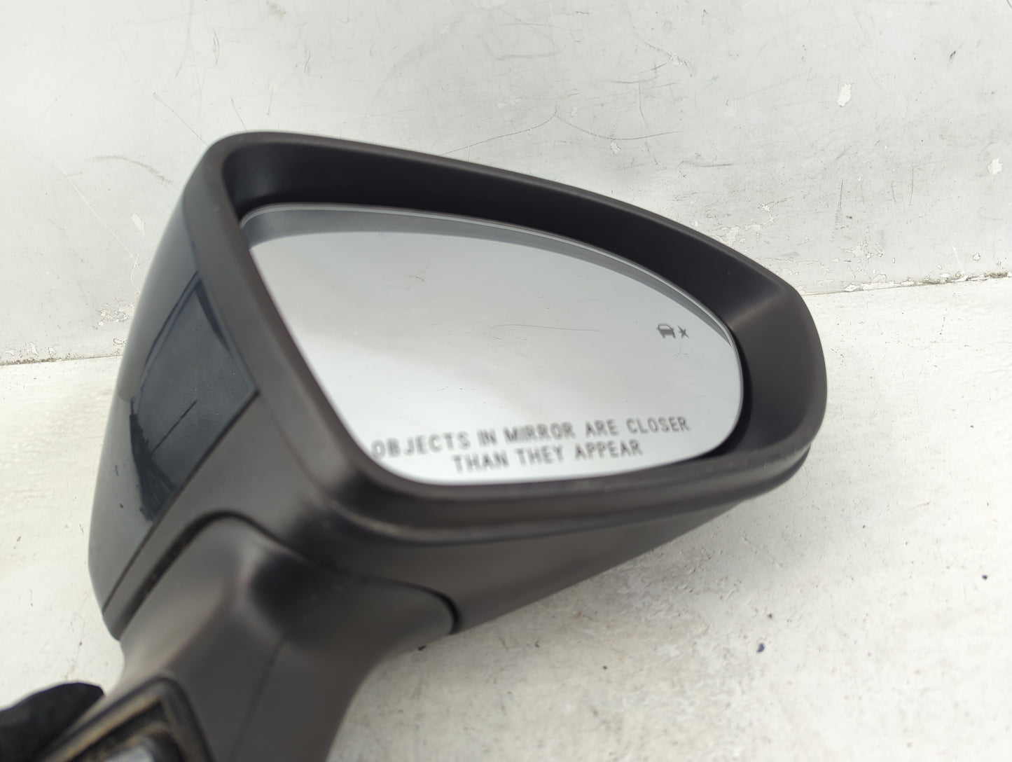 2016-2019 Chevrolet Cruze Passenger Side View Mirror - Right Door Mirror OEM Used - Oemusedautoparts1.com