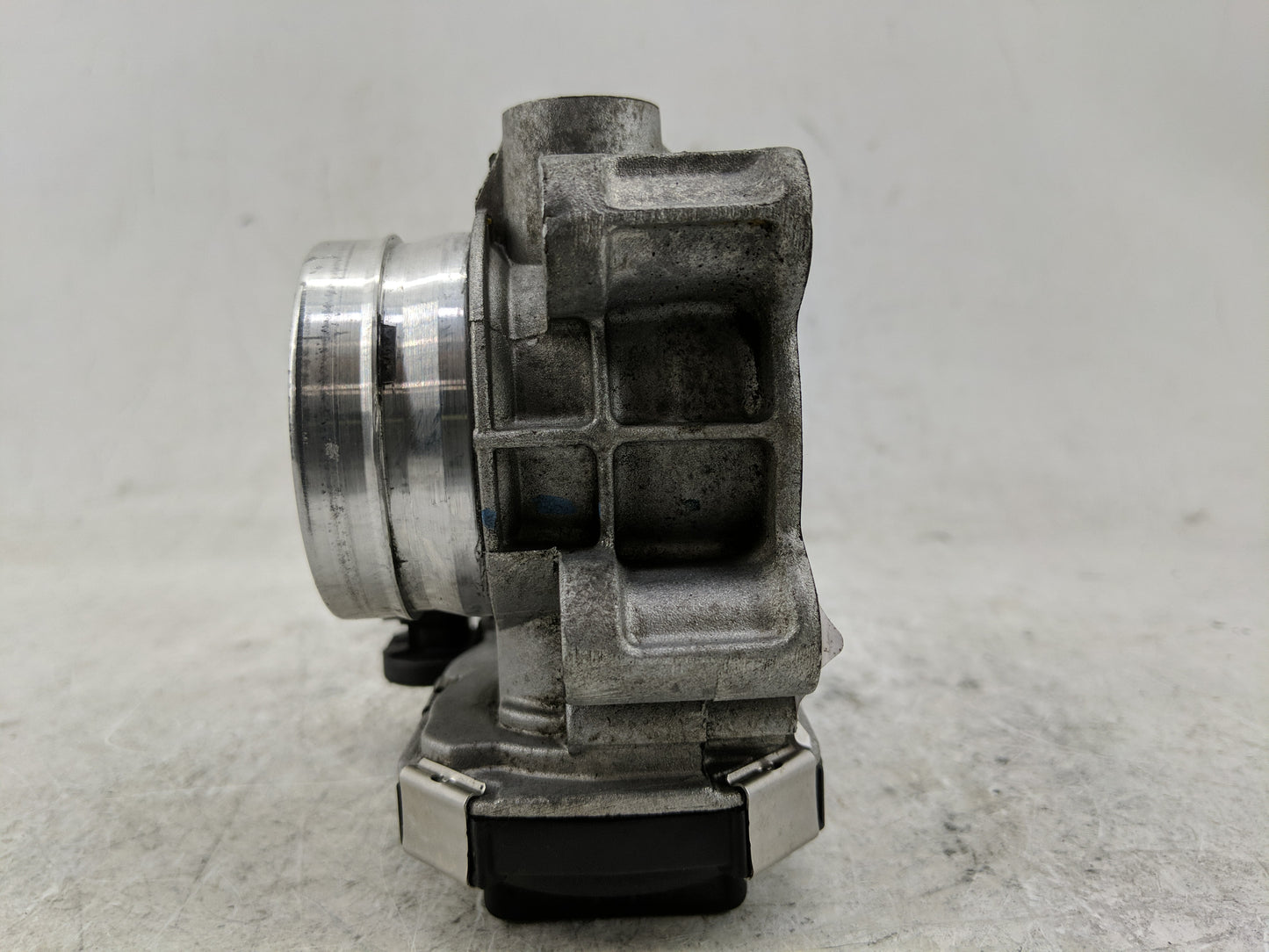 2017-2019 Chevrolet Cruze Throttle Body P/N:1267 1379AA Fits Fits 2016 2017 2018 2019 2020 2021 2022 OEM Used Auto Parts - O