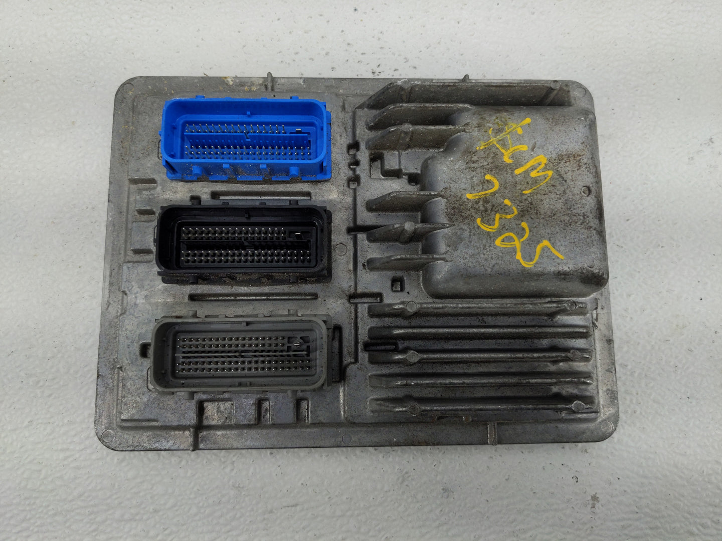 2017-2019 Chevrolet Cruze PCM Engine Control Computer ECU ECM PCU OEM P/N:12677677 Fits Fits 2017 2018 2019 2020 2021 2022 O