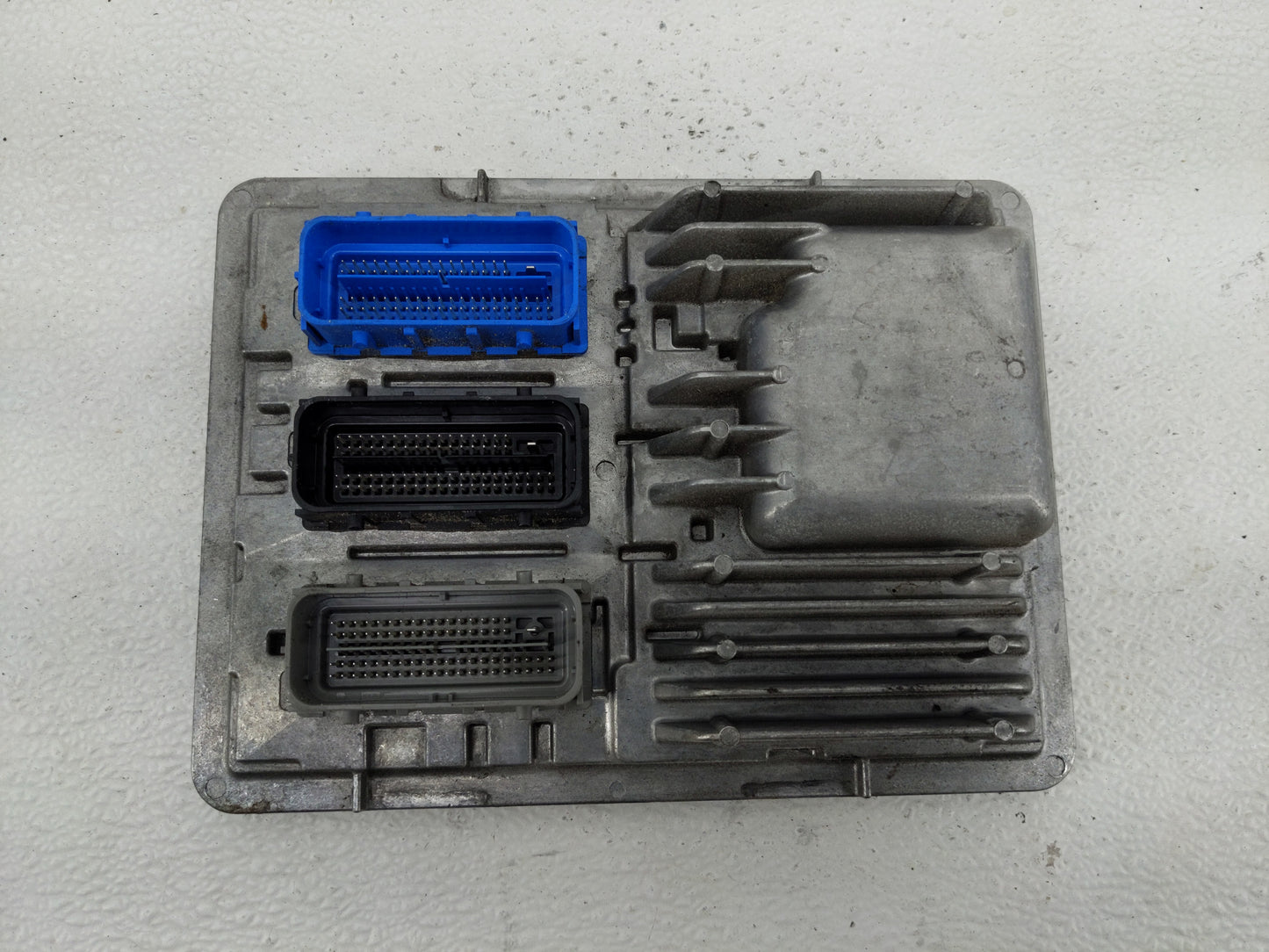 2017-2019 Chevrolet Cruze PCM Engine Control Computer ECU ECM PCU OEM P/N:811839393 12697838 Fits OEM Used Auto Parts - Oemu