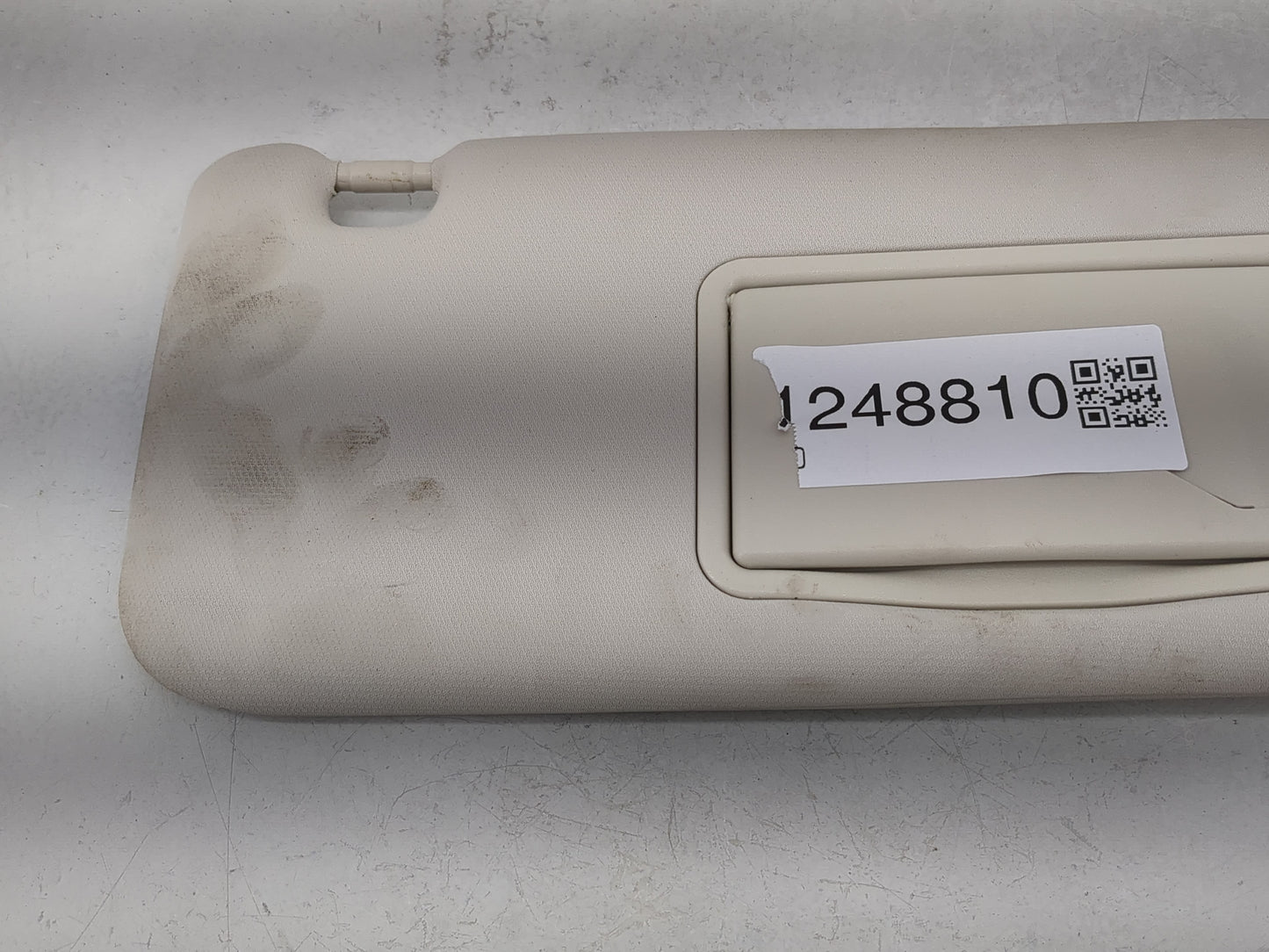 2017-2019 Chevrolet Cruze Sun Visor Shade Replacement Passenger Right Mirror Fits Fits 2017 2018 2019 OEM Used Auto Parts - 