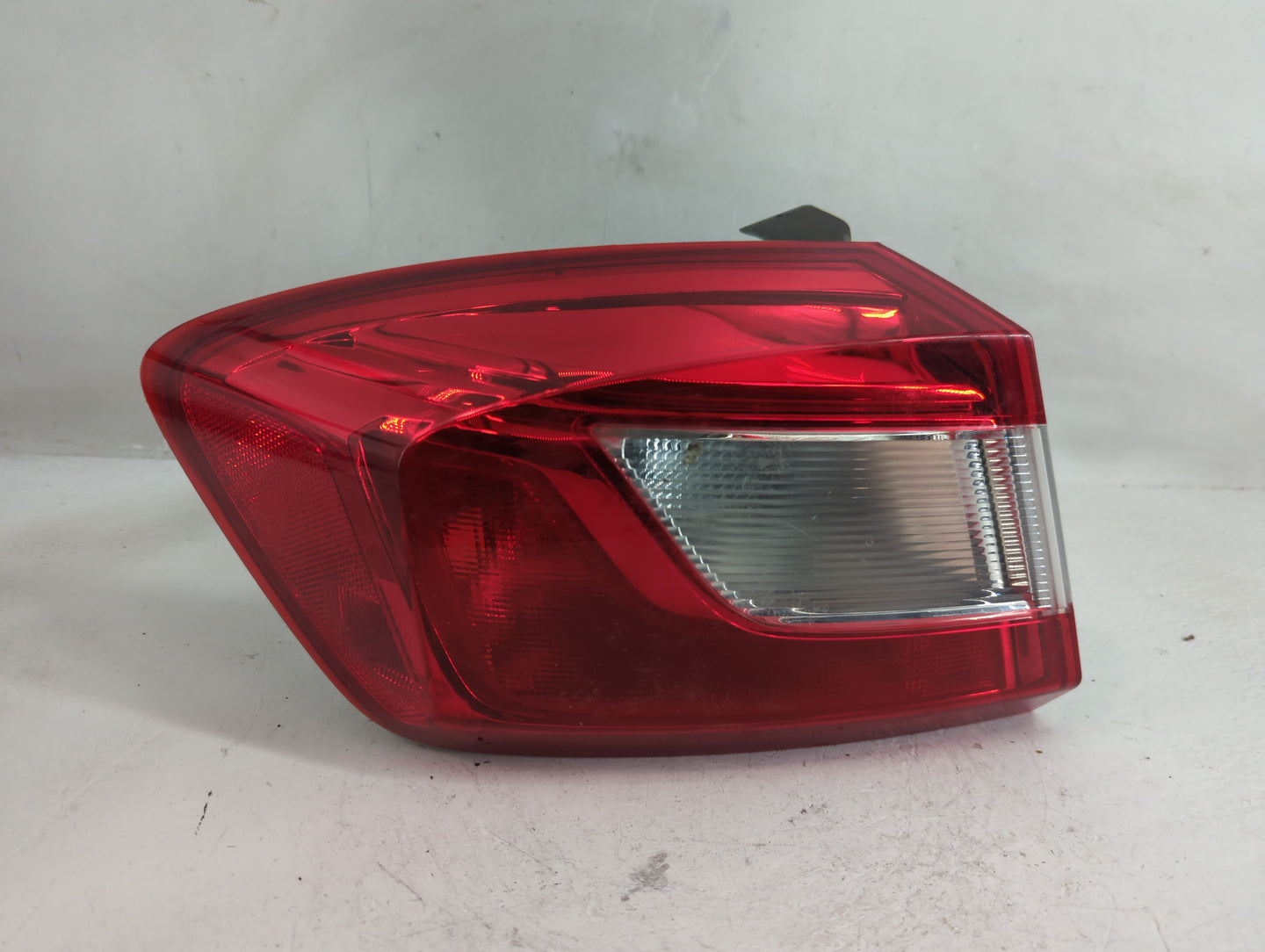 2017 Chevrolet Cruze Tail Light Assembly Driver Left OEM P/N:84078120 Fits OEM Used Auto Parts - Oemusedautoparts1.com