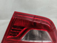 2016-2017 Chevrolet Cruze Tail Light Assembly Passenger Right OEM P/N:84075815 Fits Fits 2016 2017 OEM Used Auto Parts - Oem