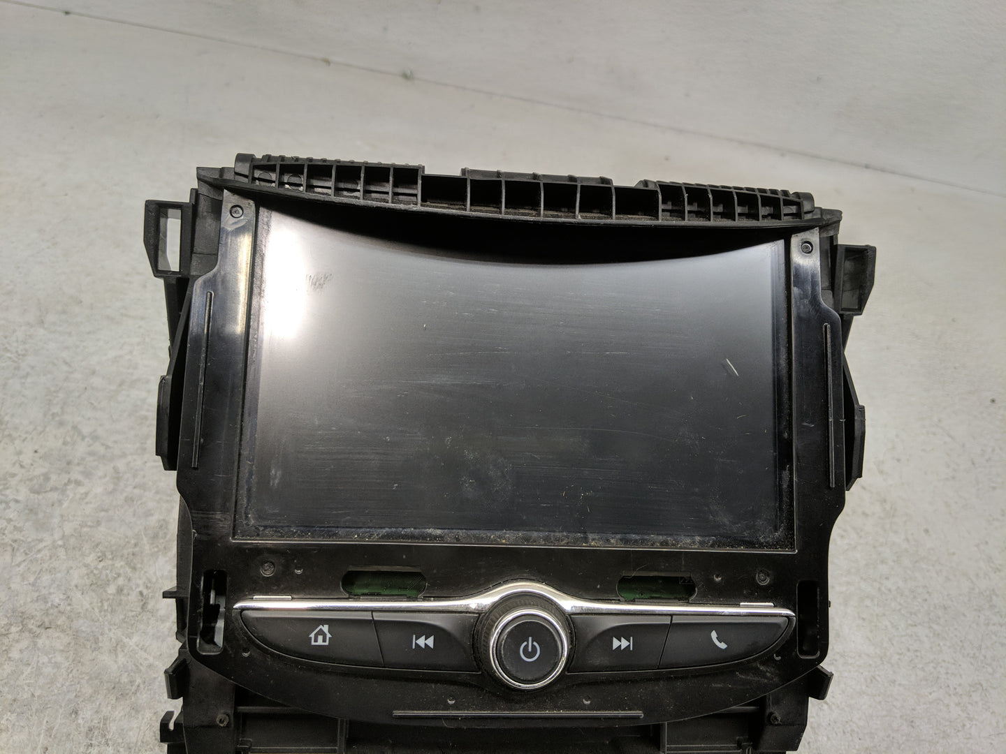 2017 Chevrolet Cruze Radio AM FM Cd Player Receiver Replacement Fits OEM Used Auto Parts - Oemusedautoparts1.com