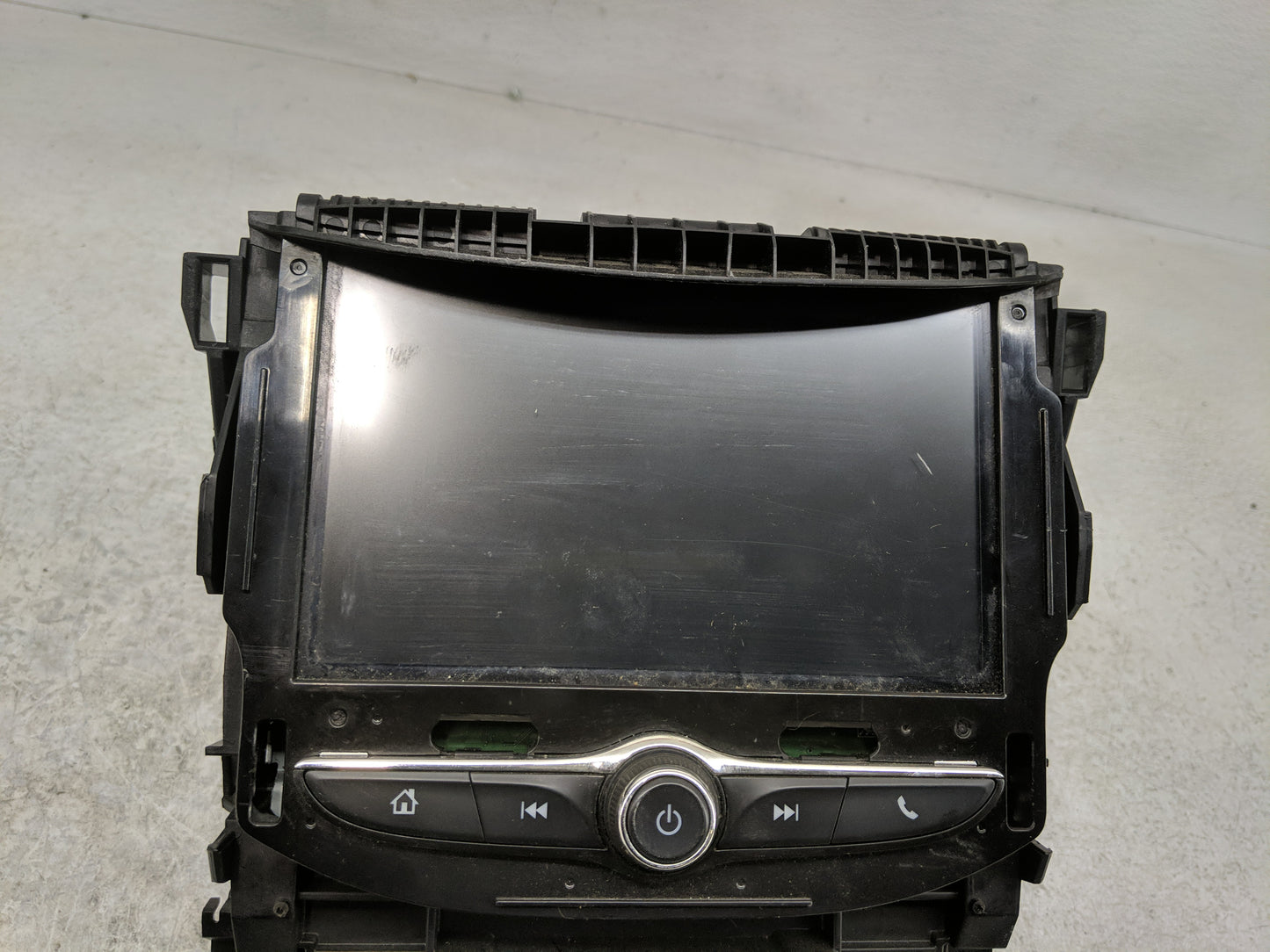 2017 Chevrolet Cruze Radio AM FM Cd Player Receiver Replacement Fits OEM Used Auto Parts - Oemusedautoparts1.com