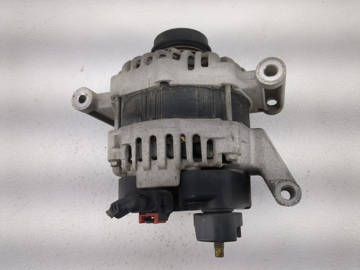 2016-2019 Chevrolet Cruze Alternator Replacement Generator Charging Assembly Engine OEM P/N:A005TV0182ZC 13515942 Fits OEM U