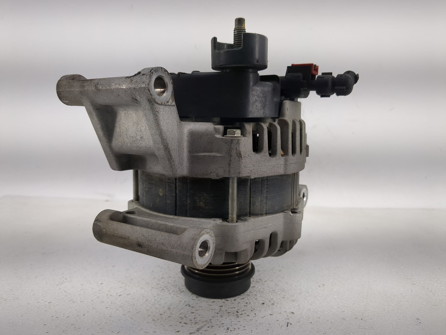 2016-2019 Chevrolet Cruze Alternator Replacement Generator Charging Assembly Engine OEM P/N:A005TV0182ZC 13515942 Fits OEM U