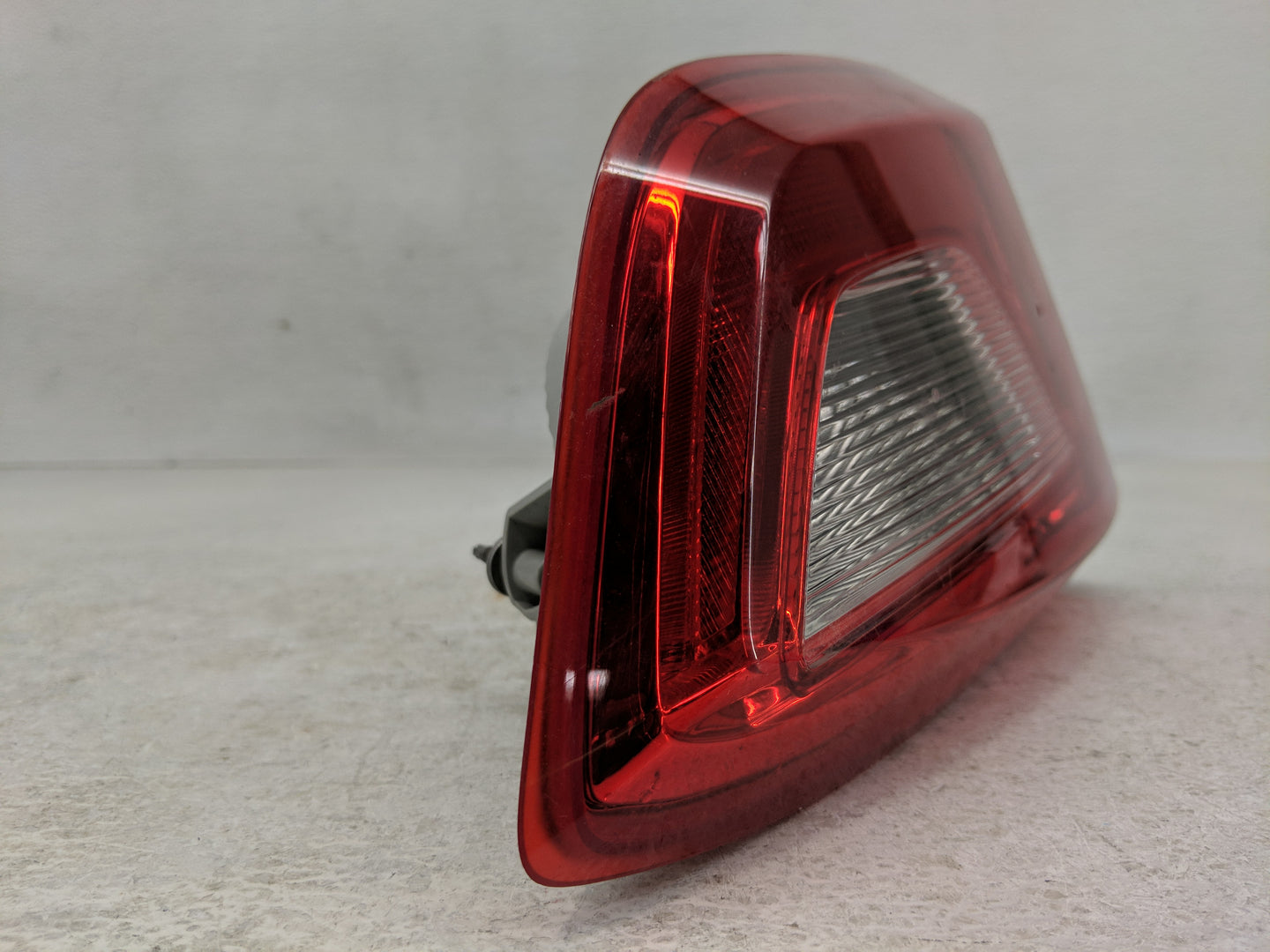 2016-2017 Chevrolet Cruze Tail Light Assembly Driver Left OEM Fits Fits 2016 2017 OEM Used Auto Parts - Oemusedautoparts1.co