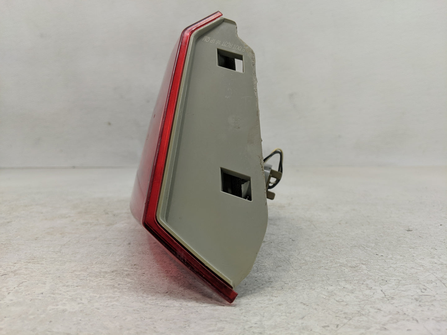 2016-2017 Chevrolet Cruze Tail Light Assembly Driver Left OEM Fits Fits 2016 2017 OEM Used Auto Parts - Oemusedautoparts1.co