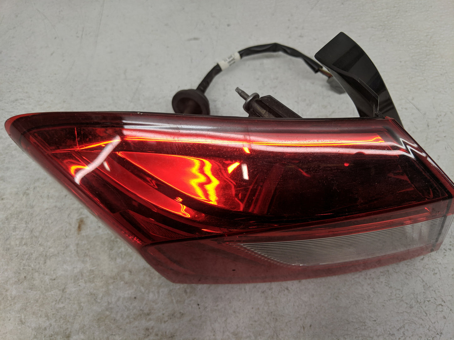 2017-2019 Chevrolet Cruze Tail Light Assembly Driver Left OEM Fits Fits 2017 2018 2019 OEM Used Auto Parts - Oemusedautopart