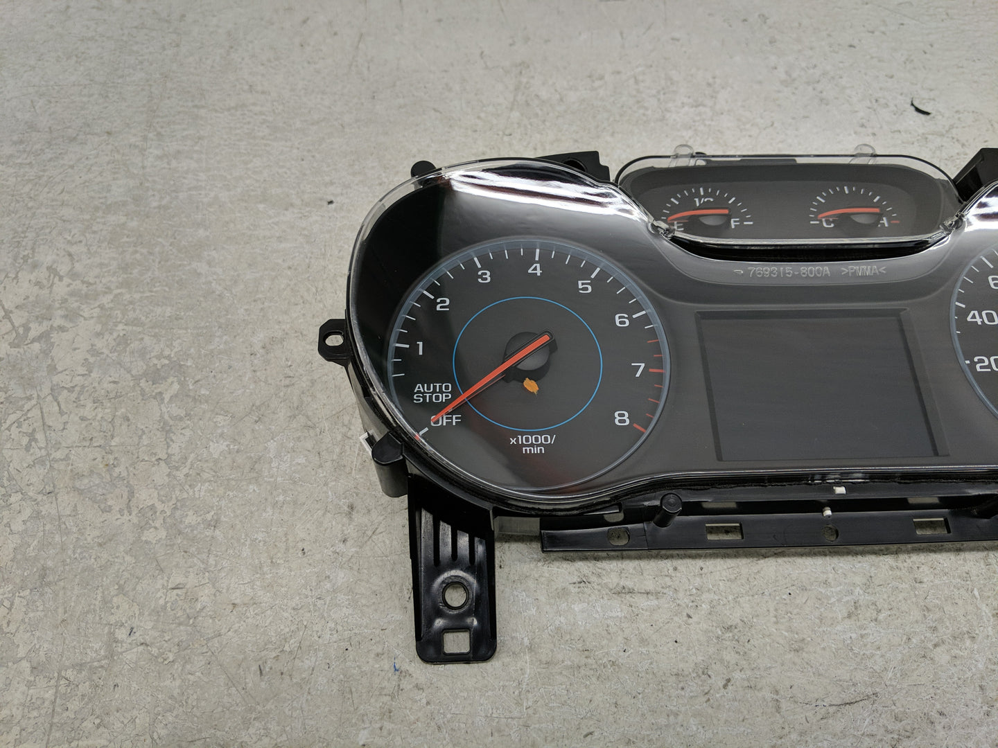 2017-2018 Chevrolet Cruze Instrument Cluster Speedometer Gauges P/N:3908 4636 Fits Fits 2017 2018 OEM Used Auto Parts - Oemu