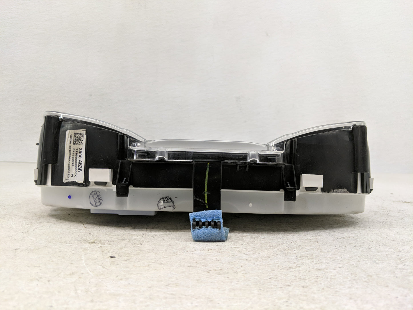 2017-2018 Chevrolet Cruze Instrument Cluster Speedometer Gauges P/N:39084636 Fits Fits 2017 2018 OEM Used Auto Parts - Oemus