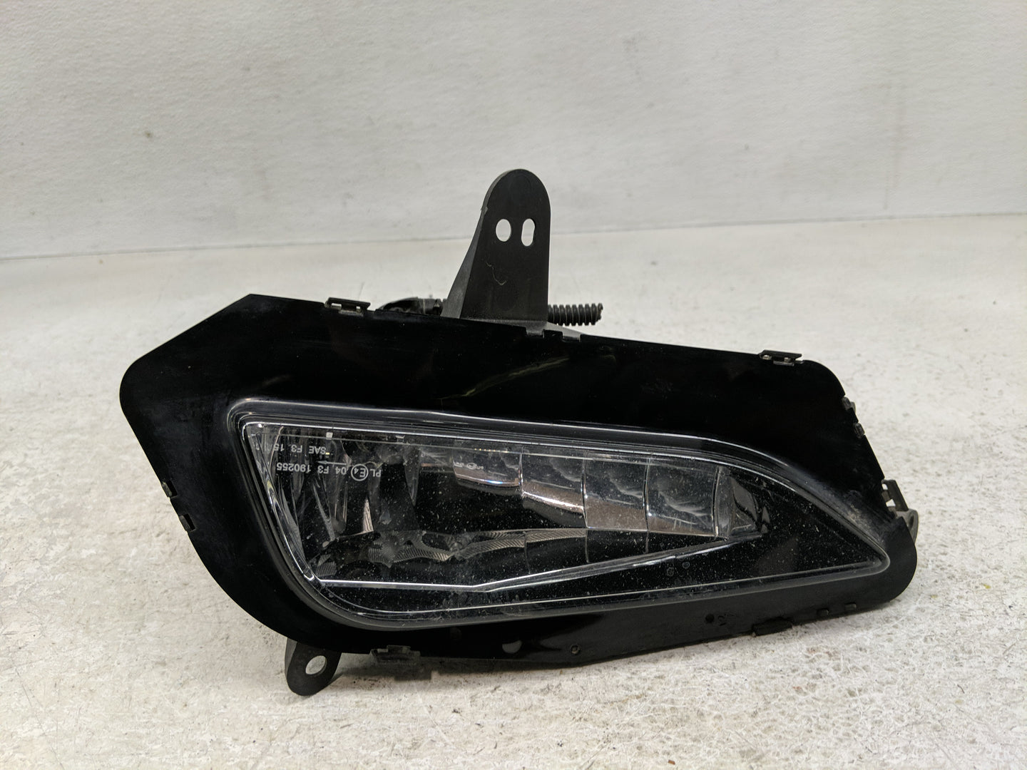 2016-2019 Chevrolet Cruze Driver Left Oem Front Light Lamp - Oemusedautoparts1.com