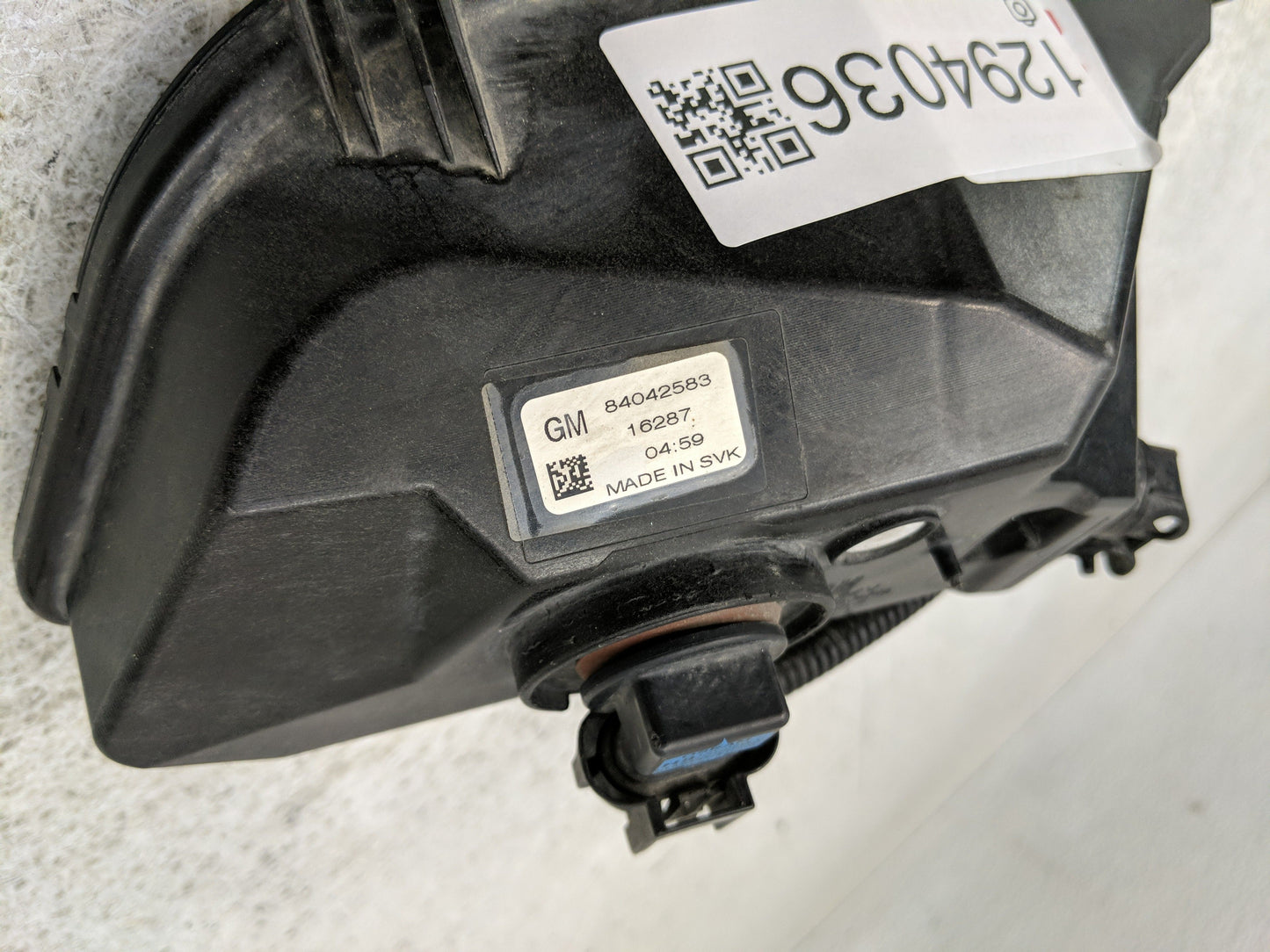 2016-2019 Chevrolet Cruze Driver Left Oem Front Light Lamp - Oemusedautoparts1.com