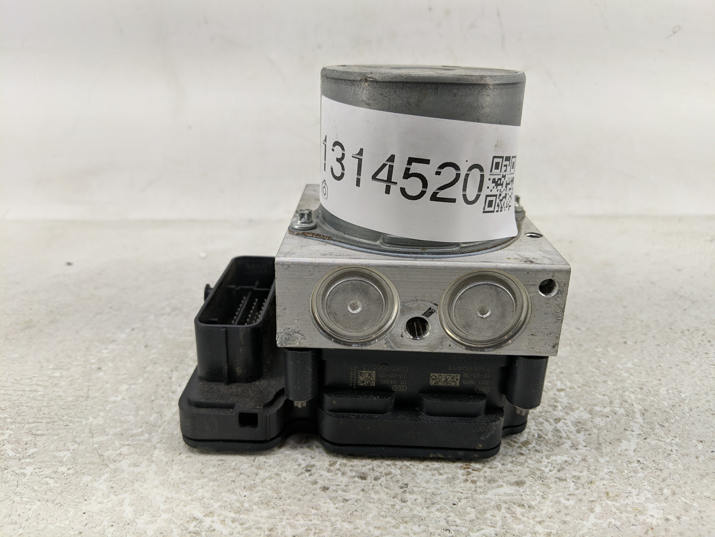 2017 Chevrolet Cruze ABS Pump Control Module Replacement P/N:065055766 Fits OEM Used Auto Parts - Oemusedautoparts1.com