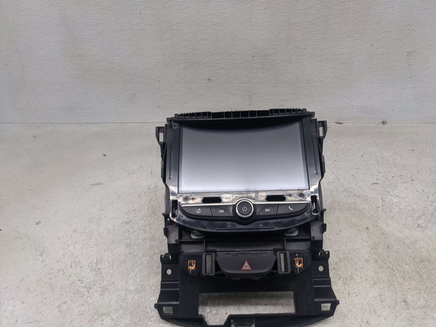2017 Chevrolet Cruze Radio AM FM Cd Player Receiver Replacement P/N:42532827~426190251LKQ Fits OEM Used Auto Parts - Oemused