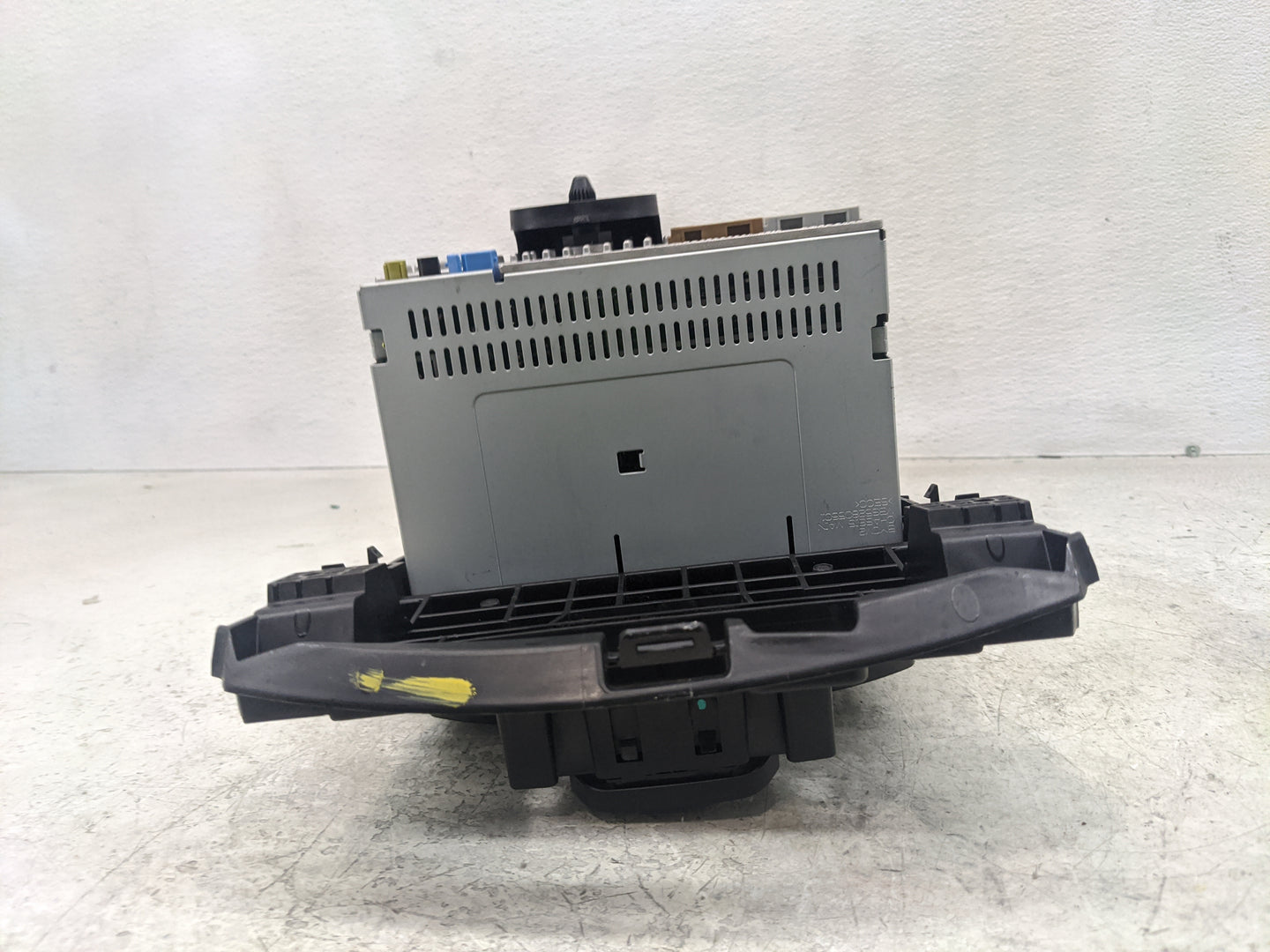 2017 Chevrolet Cruze Radio AM FM Cd Player Receiver Replacement P/N:42532827~426190251LKQ Fits OEM Used Auto Parts - Oemused