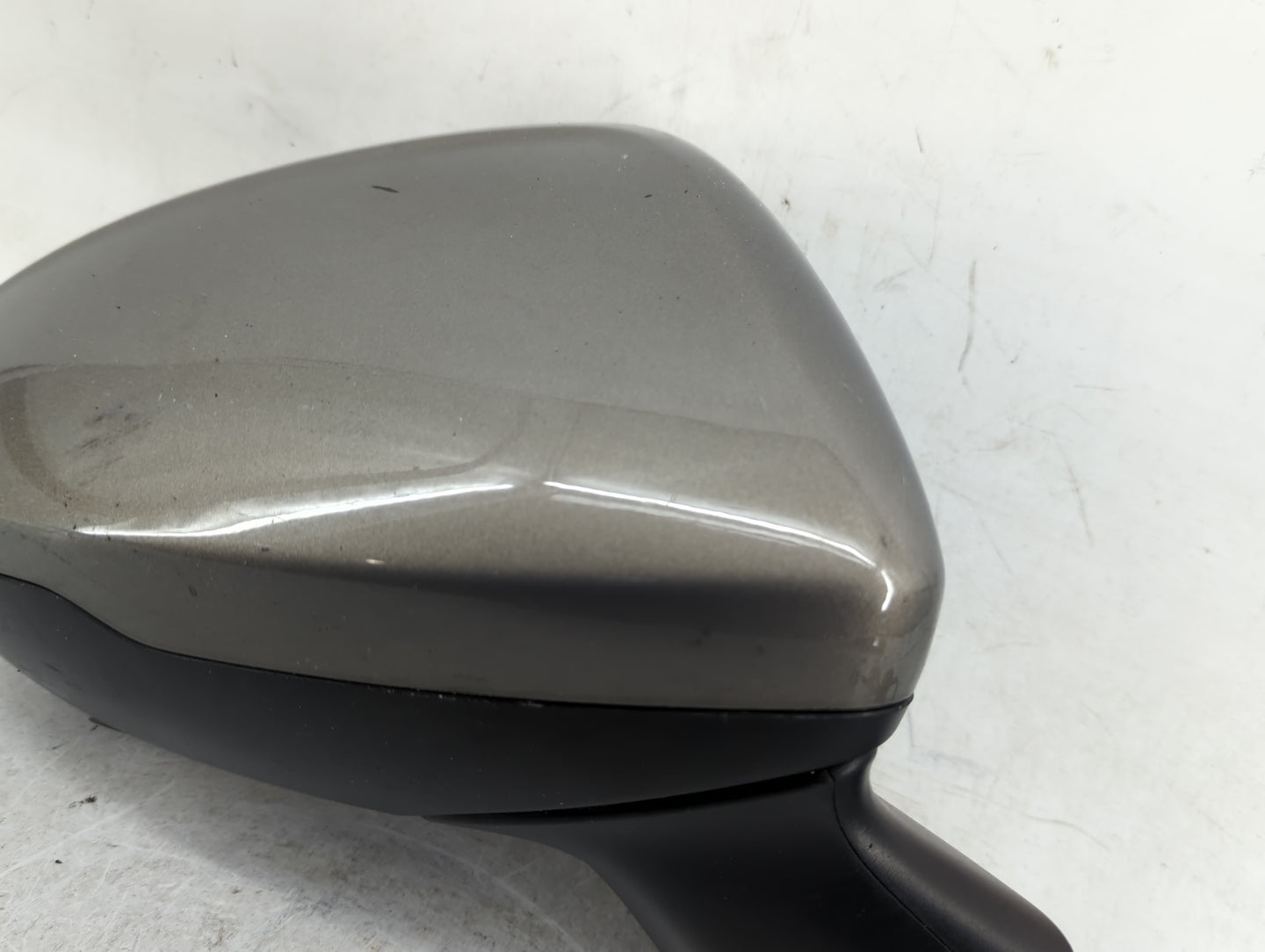 2016-2019 Chevrolet Cruze Passenger Side View Mirror - Right Door Mirror OEM Used - Oemusedautoparts1.com