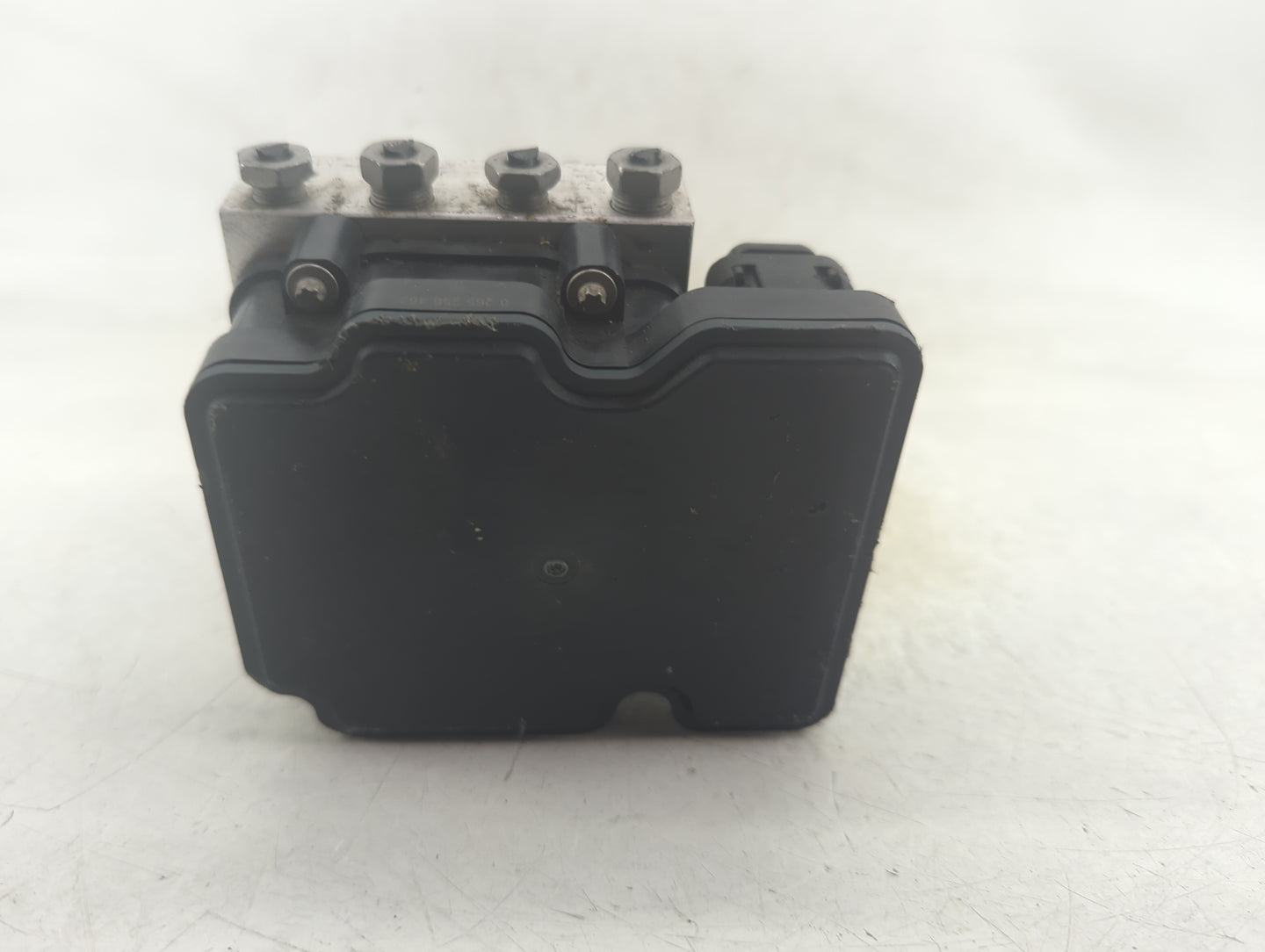 2017 Chevrolet Cruze ABS Pump Control Module Replacement P/N:065055766 Fits OEM Used Auto Parts - Oemusedautoparts1.com