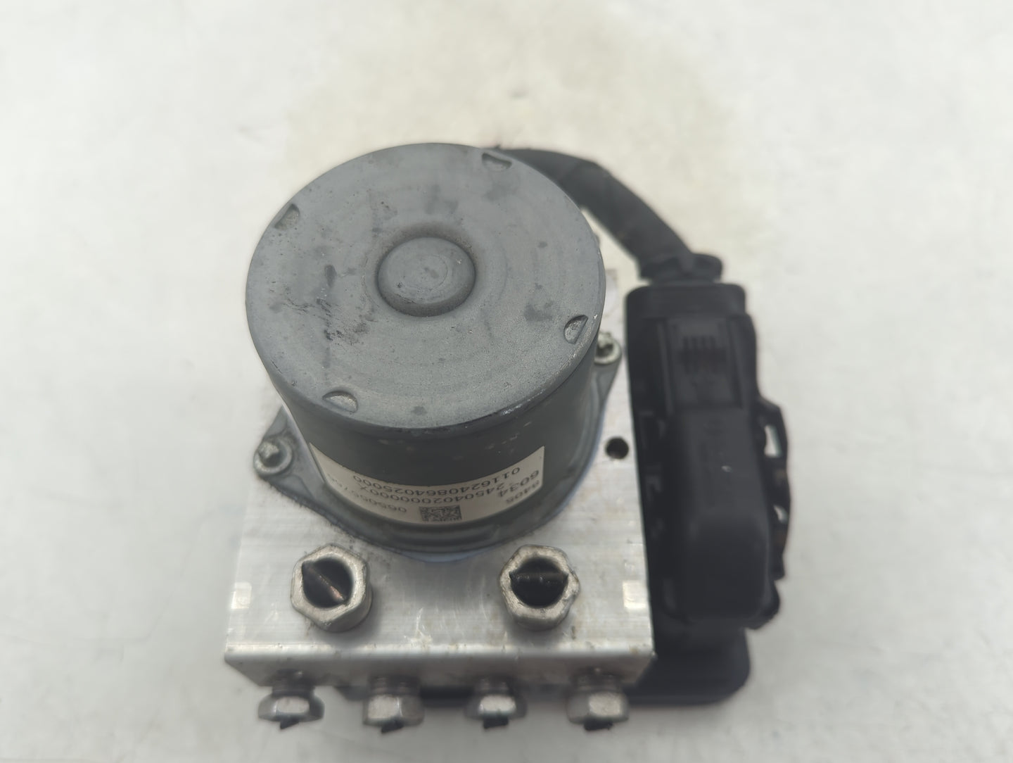 2017 Chevrolet Cruze ABS Pump Control Module Replacement P/N:065055766 Fits OEM Used Auto Parts - Oemusedautoparts1.com