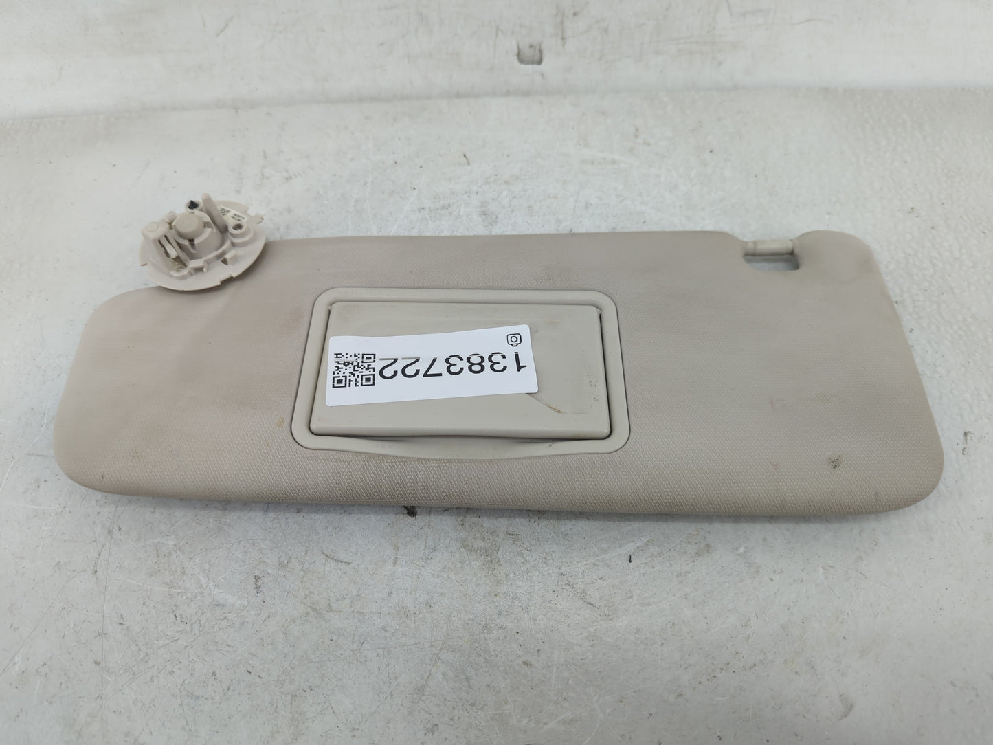 2017-2019 Chevrolet Cruze Sun Visor Shade Replacement Driver Left Mirror Fits Fits 2017 2018 2019 OEM Used Auto Parts - Oemu