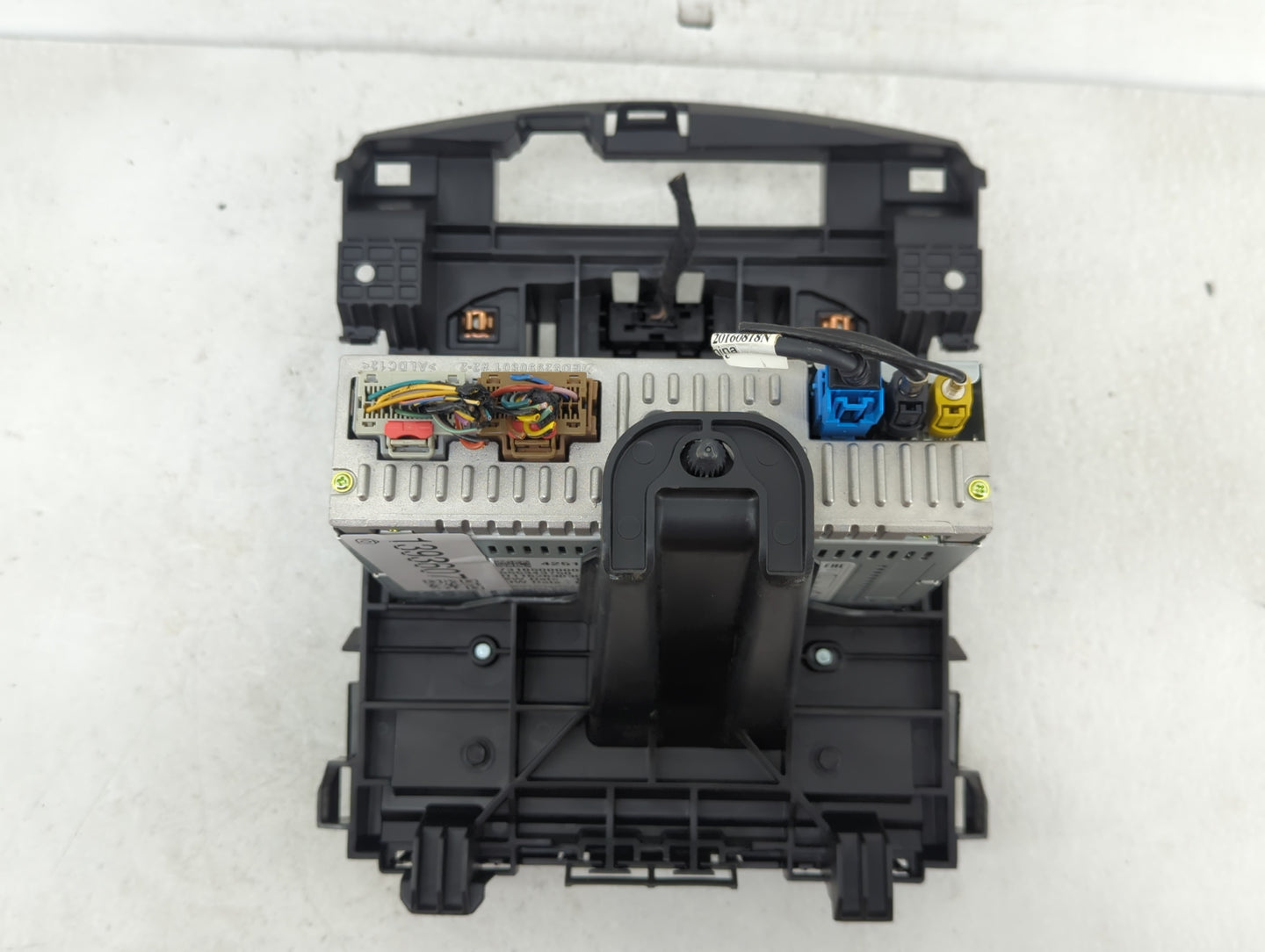 2017 Chevrolet Cruze Radio AM FM Cd Player Receiver Replacement P/N:42518015 Fits Fits 2018 2019 2020 OEM Used Auto Parts - 