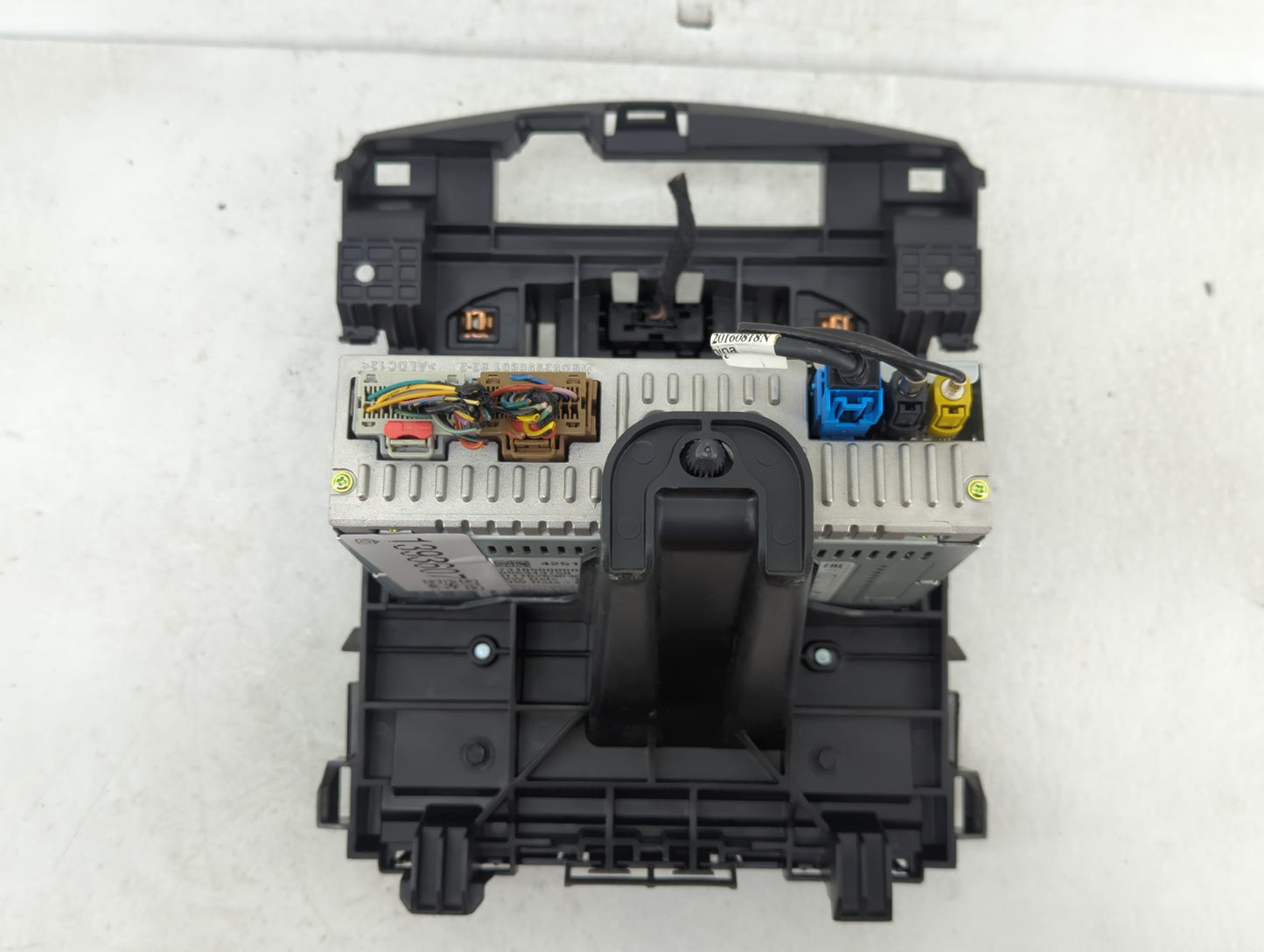 2017 Chevrolet Cruze Radio AM FM Cd Player Receiver Replacement P/N:42518015 Fits Fits 2018 2019 2020 OEM Used Auto Parts - 